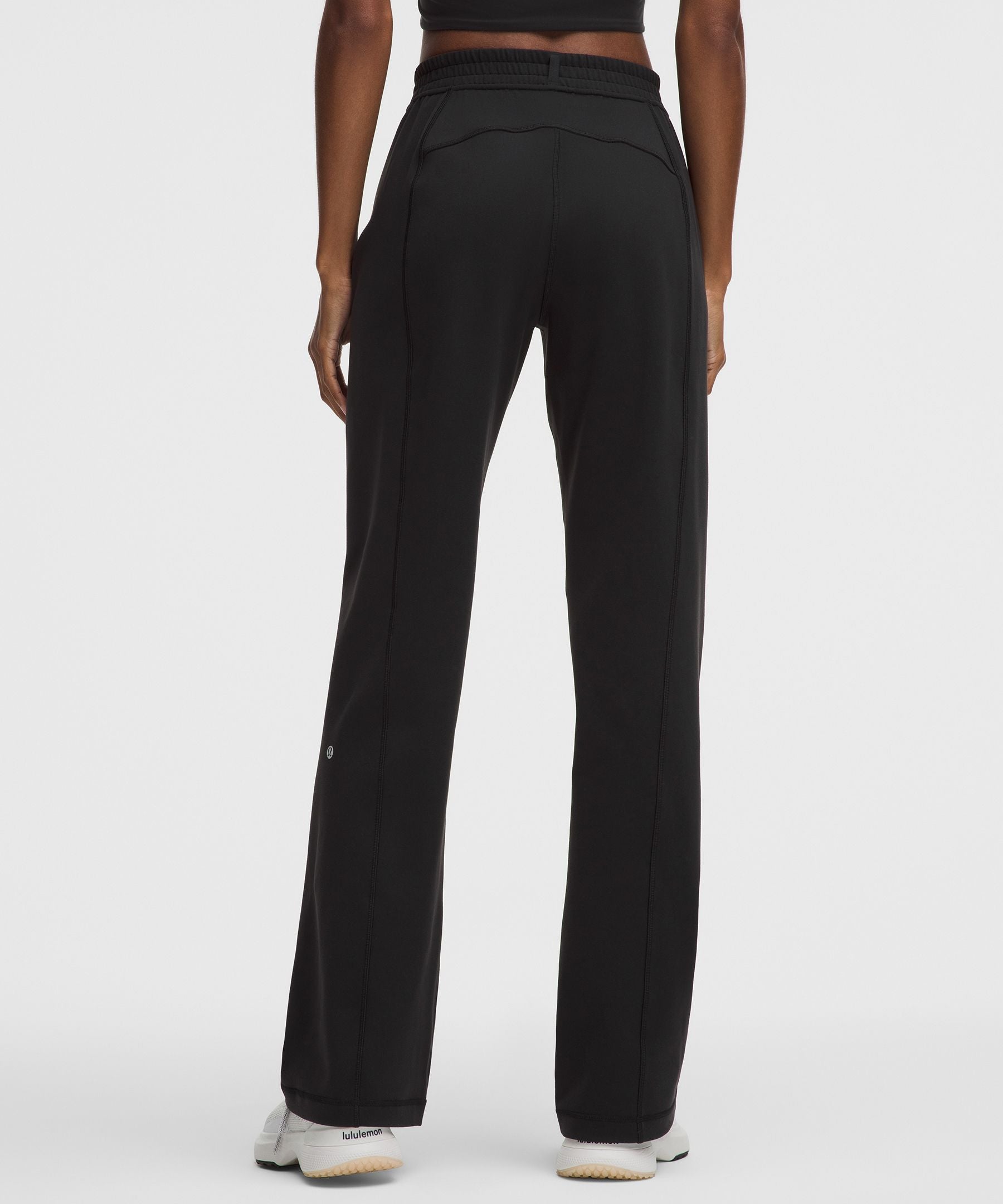 Define Mid-Rise Track Pant *Luon