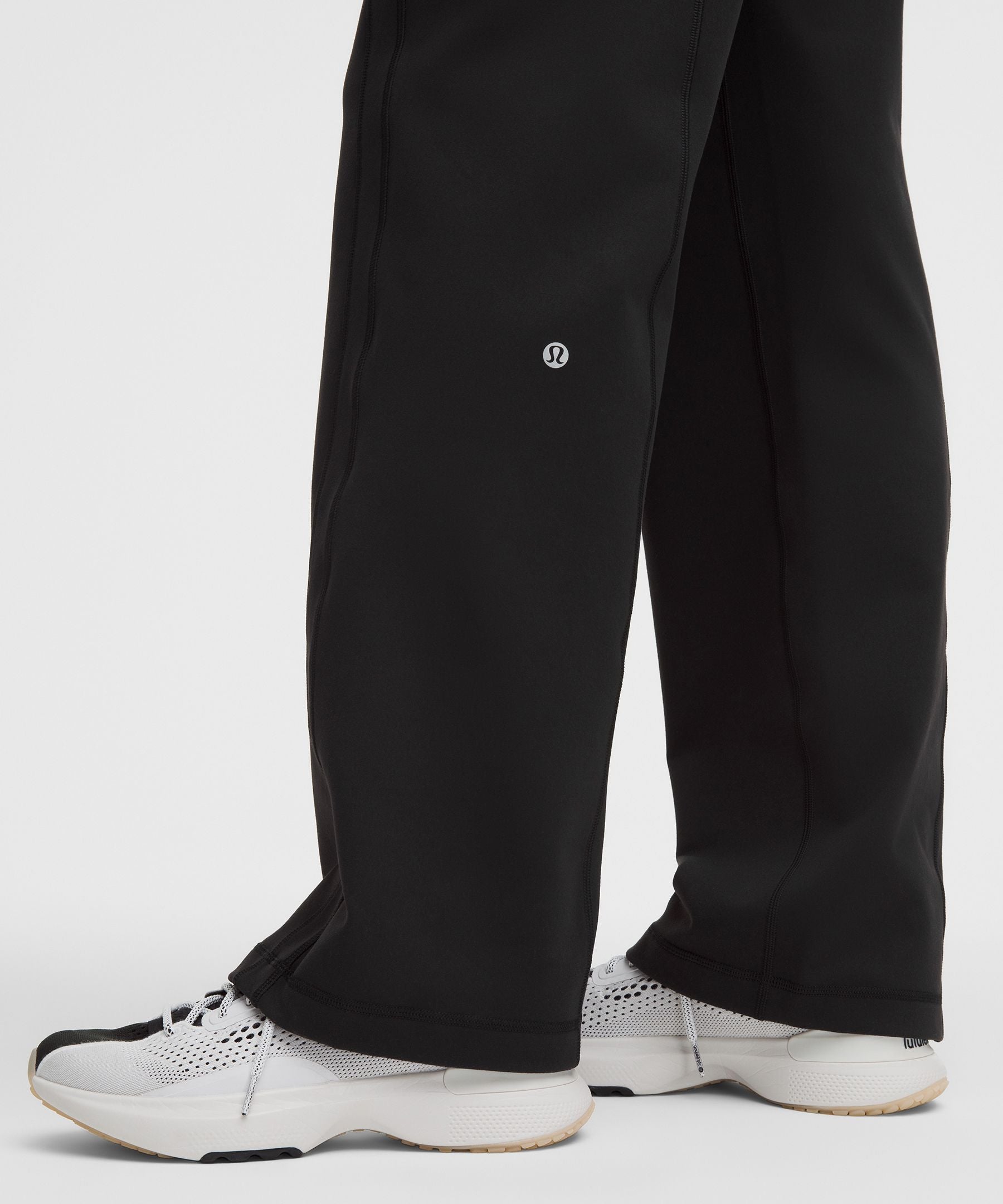 Define Mid-Rise Track Pant *Luon