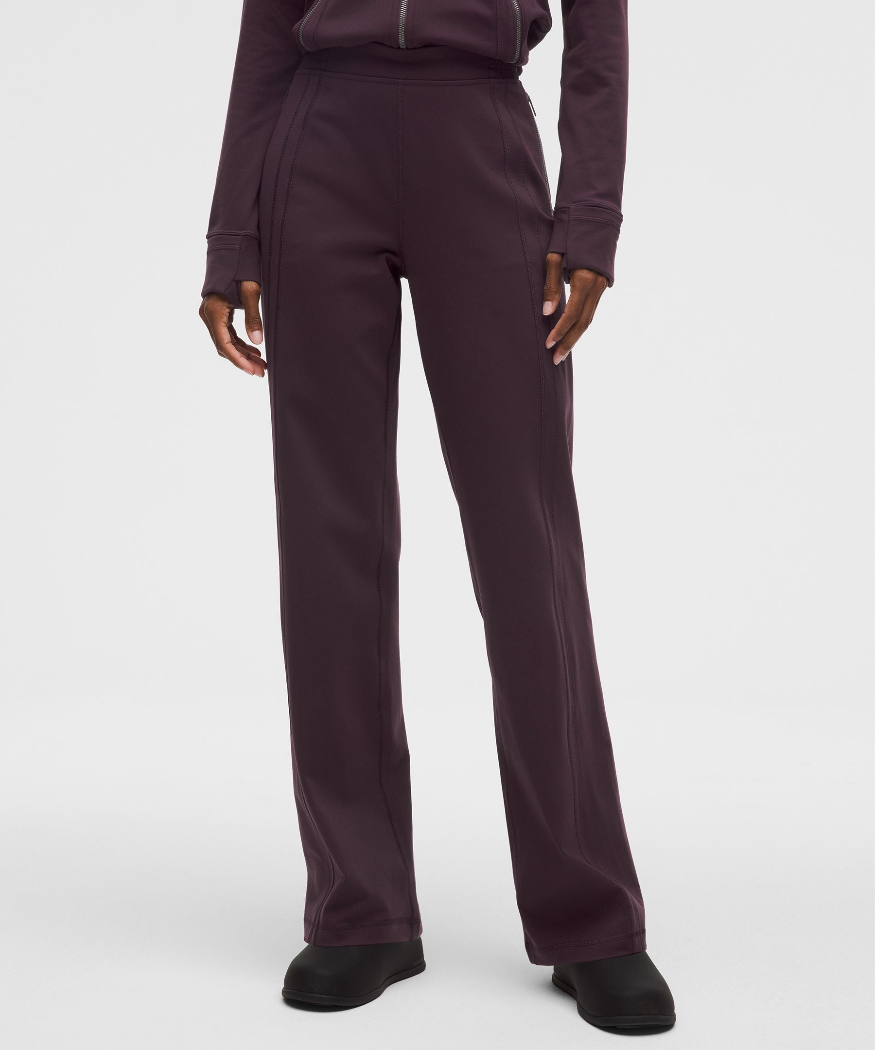 Define Mid-Rise Track Pant *Luon