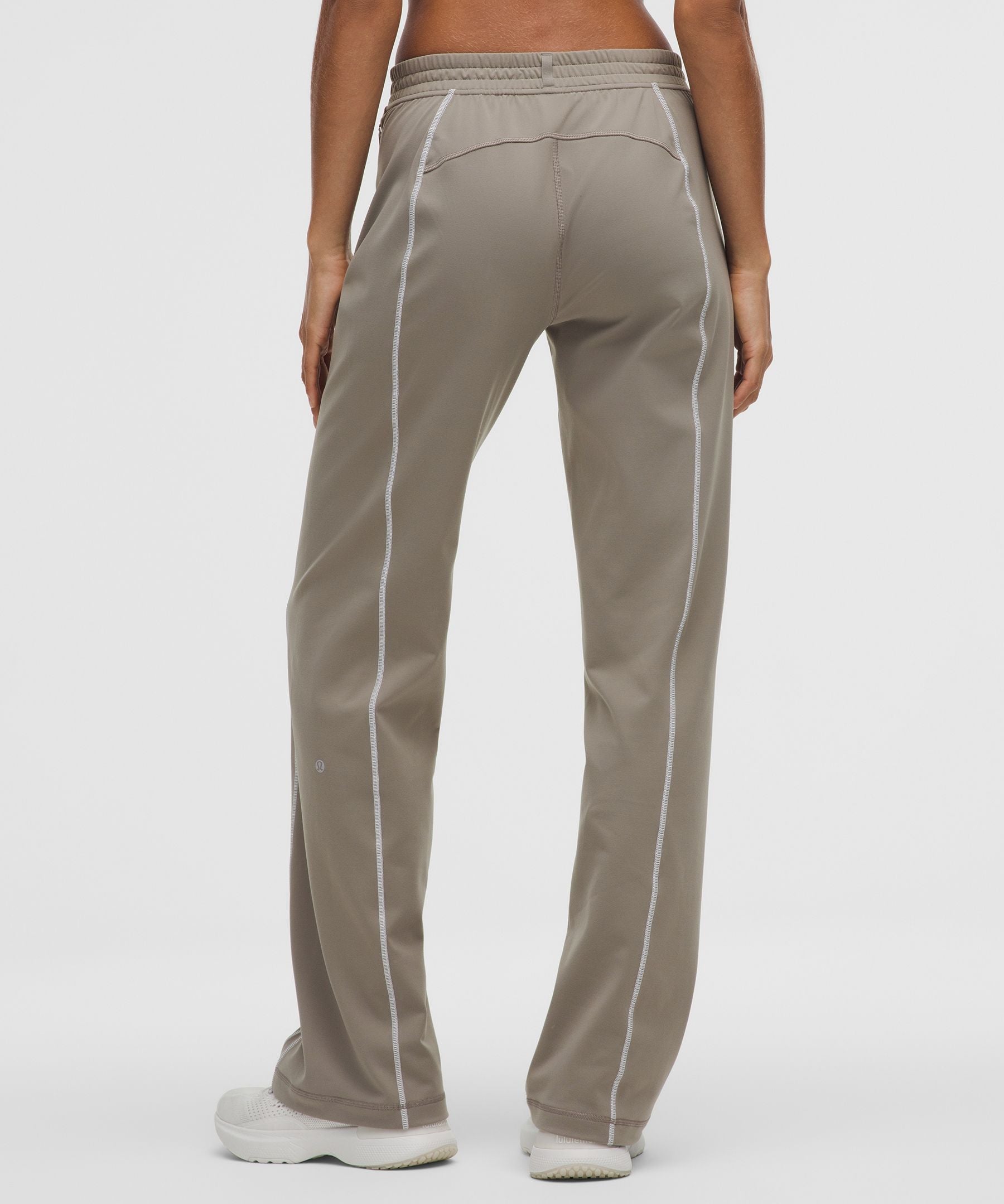 Define Mid-Rise Track Pant *Luon