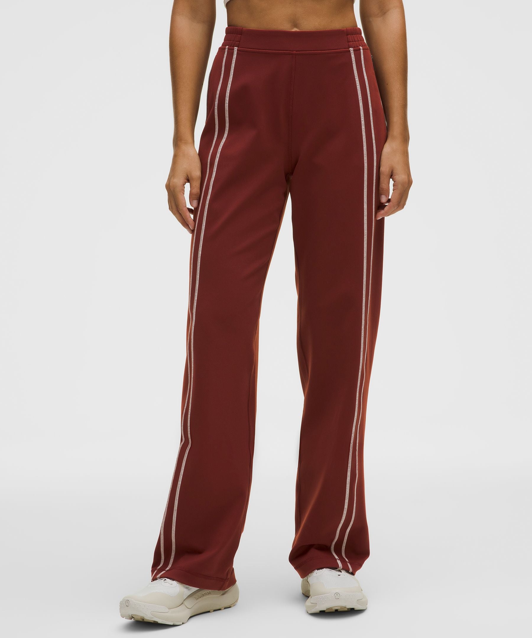 Define Mid-Rise Track Pant *Luon