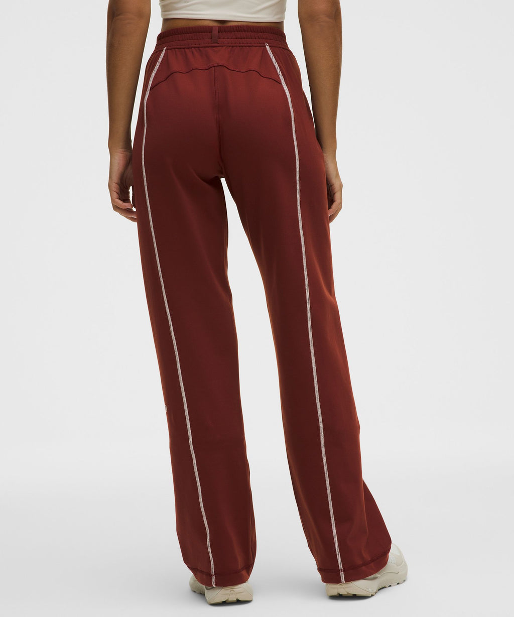 Define Mid-Rise Track Pant *Luon