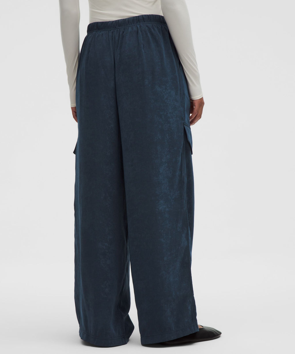 Matte Satin Relaxed-Fit Mid-Rise Cargo Pant