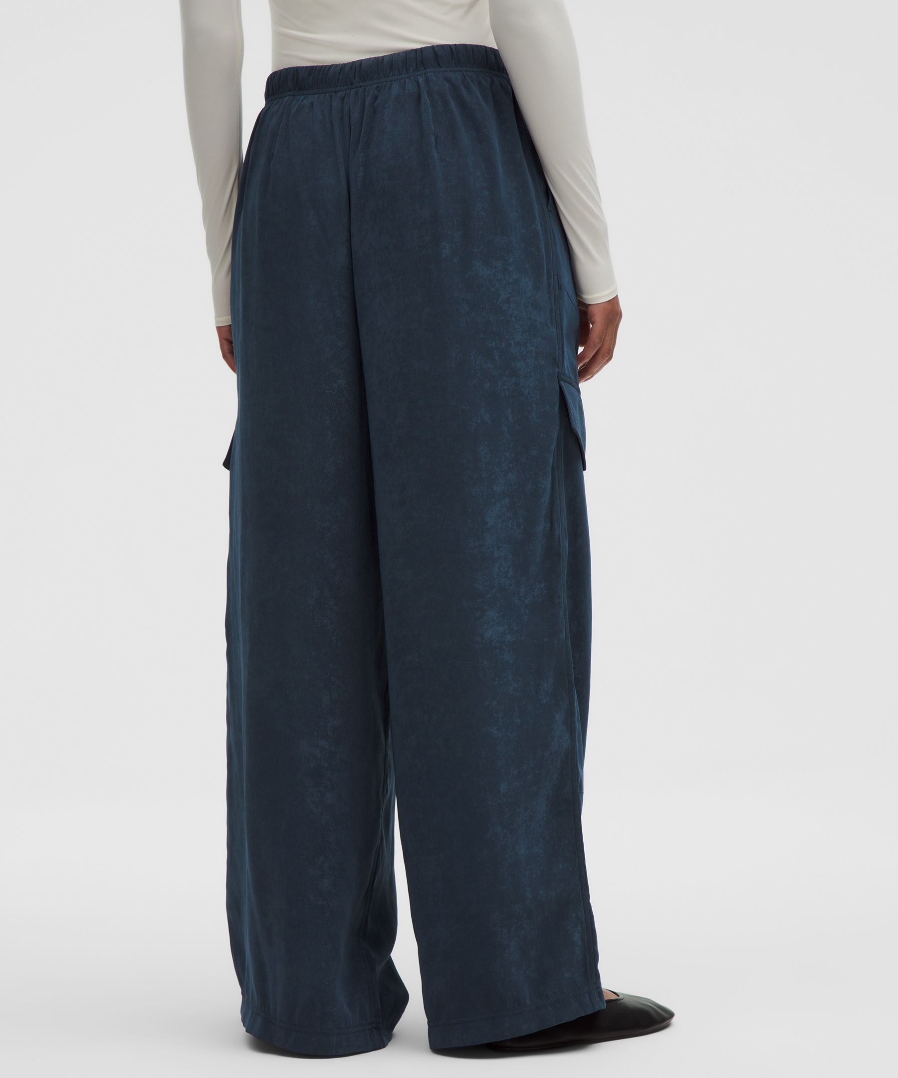 Matte Satin Relaxed-Fit Mid-Rise Cargo Pant