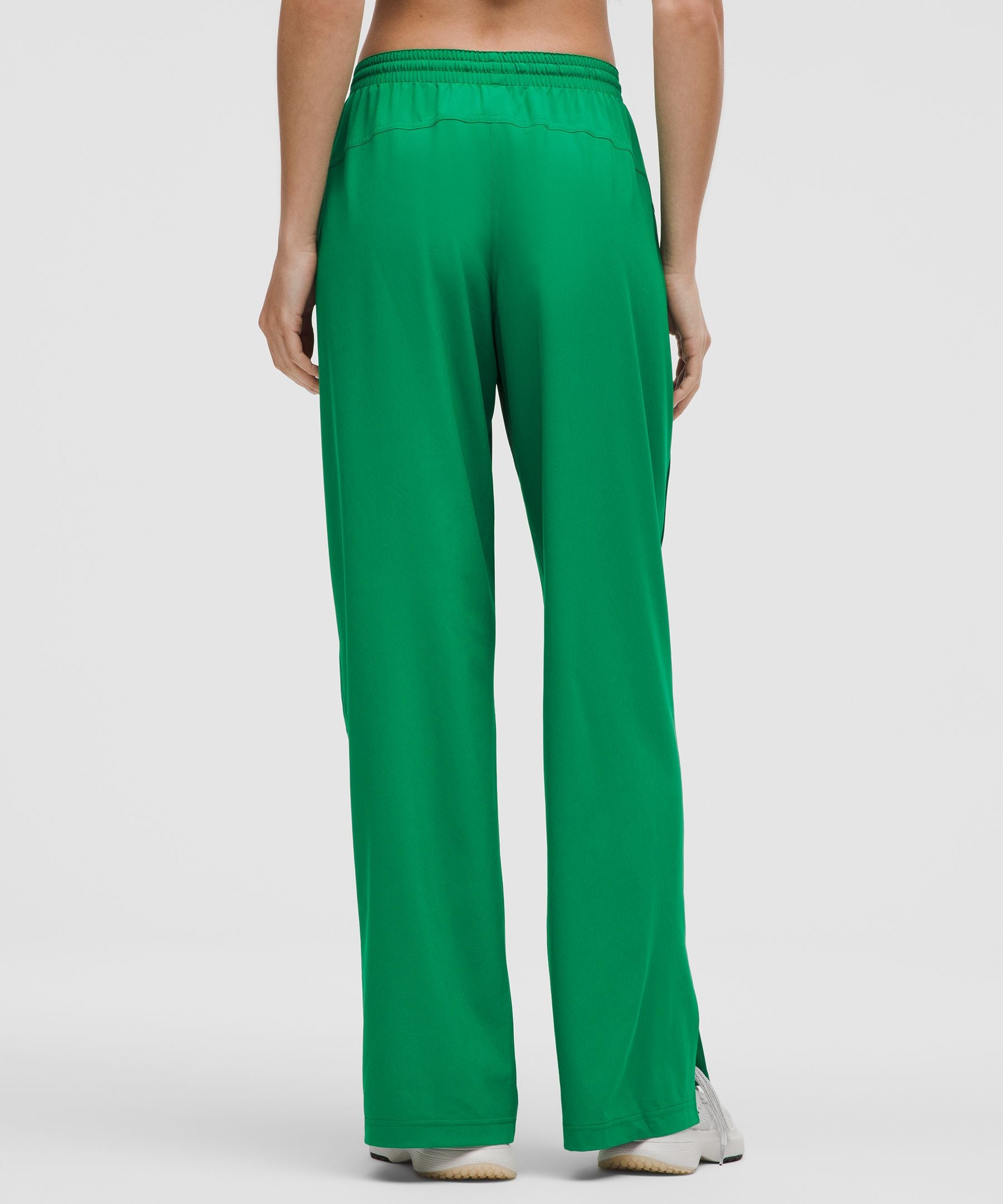 Court Rival Wide-Leg Track Pant *Regular