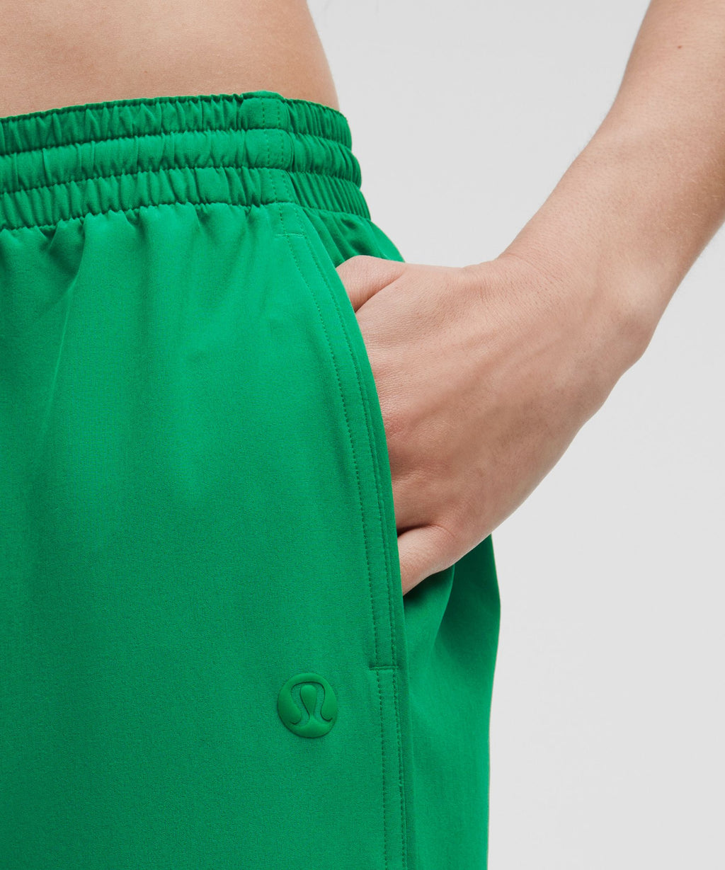 Court Rival Wide-Leg Track Pant *Regular