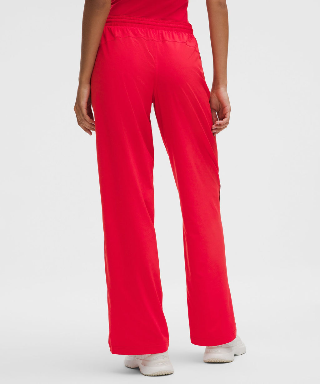 Court Rival Wide-Leg Track Pant Regular *Stitched Logo