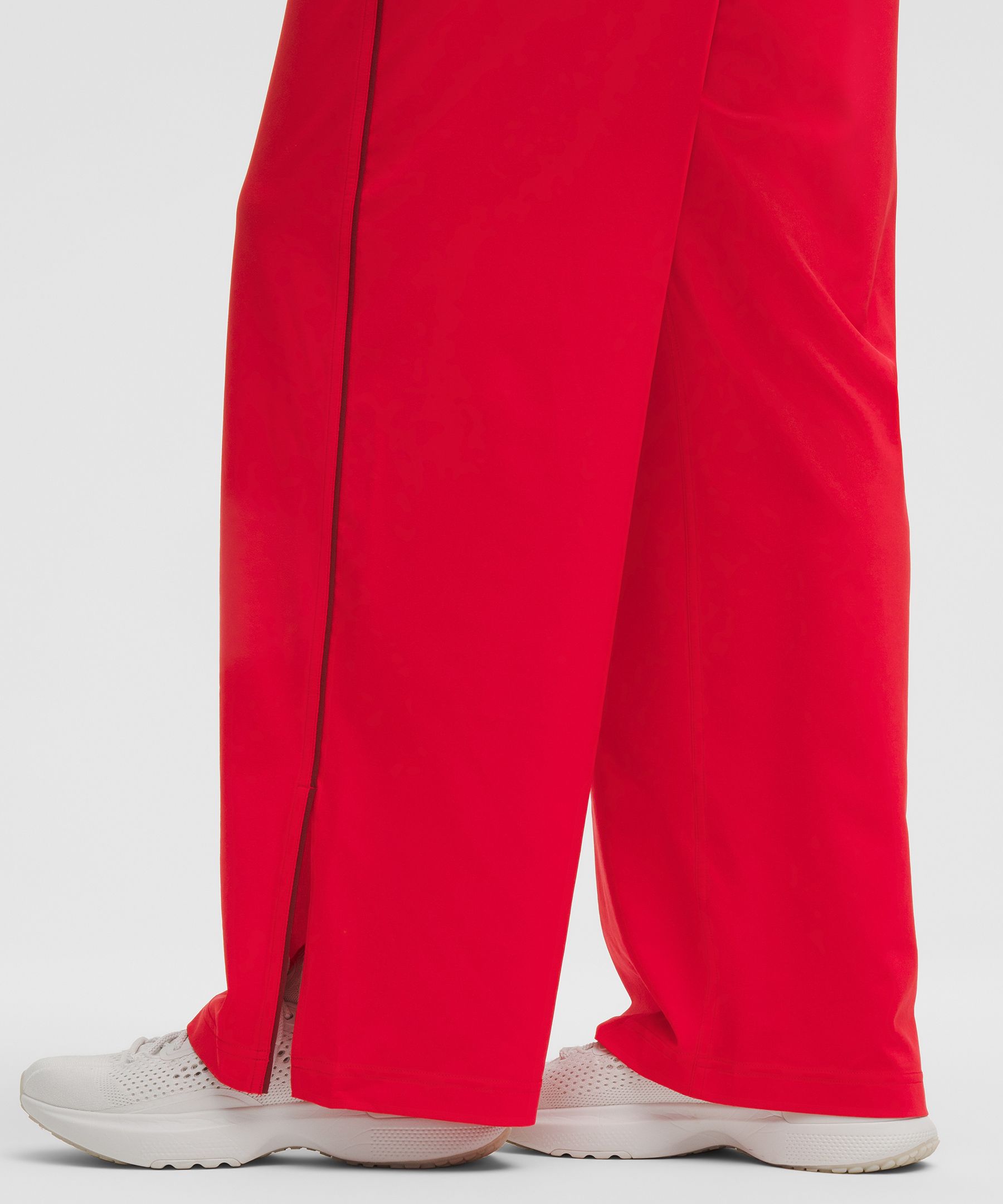 Court Rival Wide-Leg Track Pant Regular *Stitched Logo