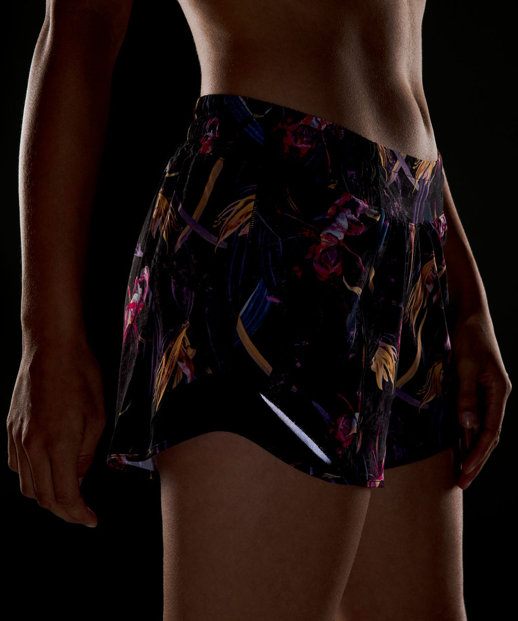 Hotty Hot Low-Rise Lined Short 4"