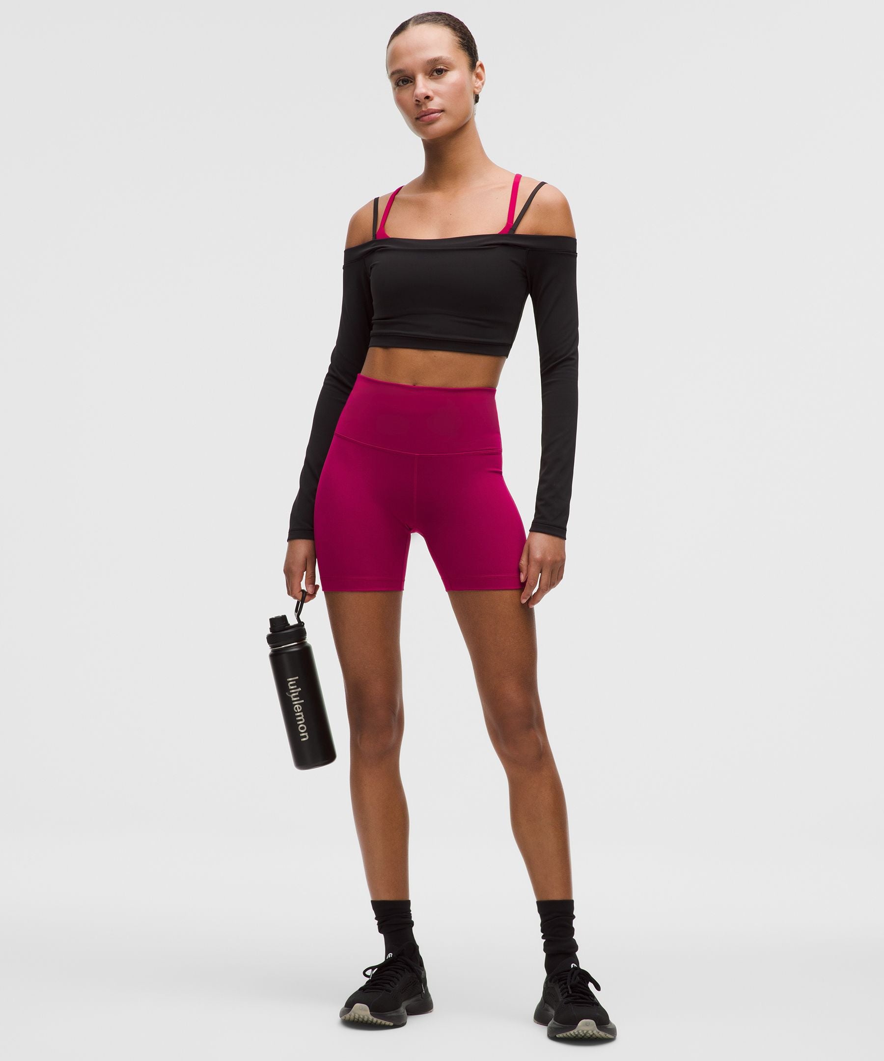 Wunder Train High-Rise Short 6"