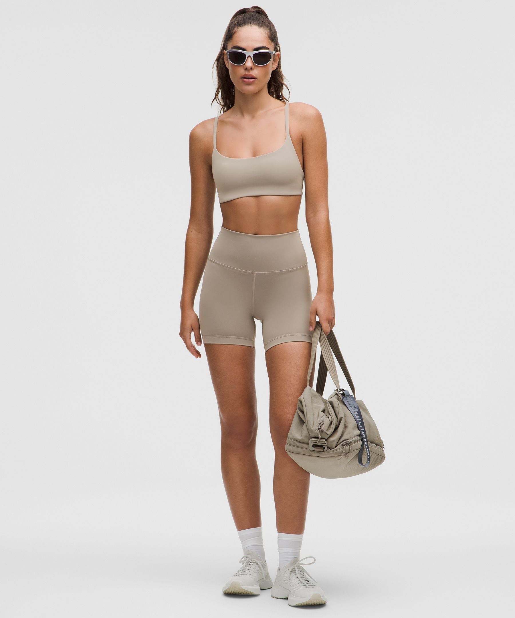 Wunder Train High-Rise Short 6"