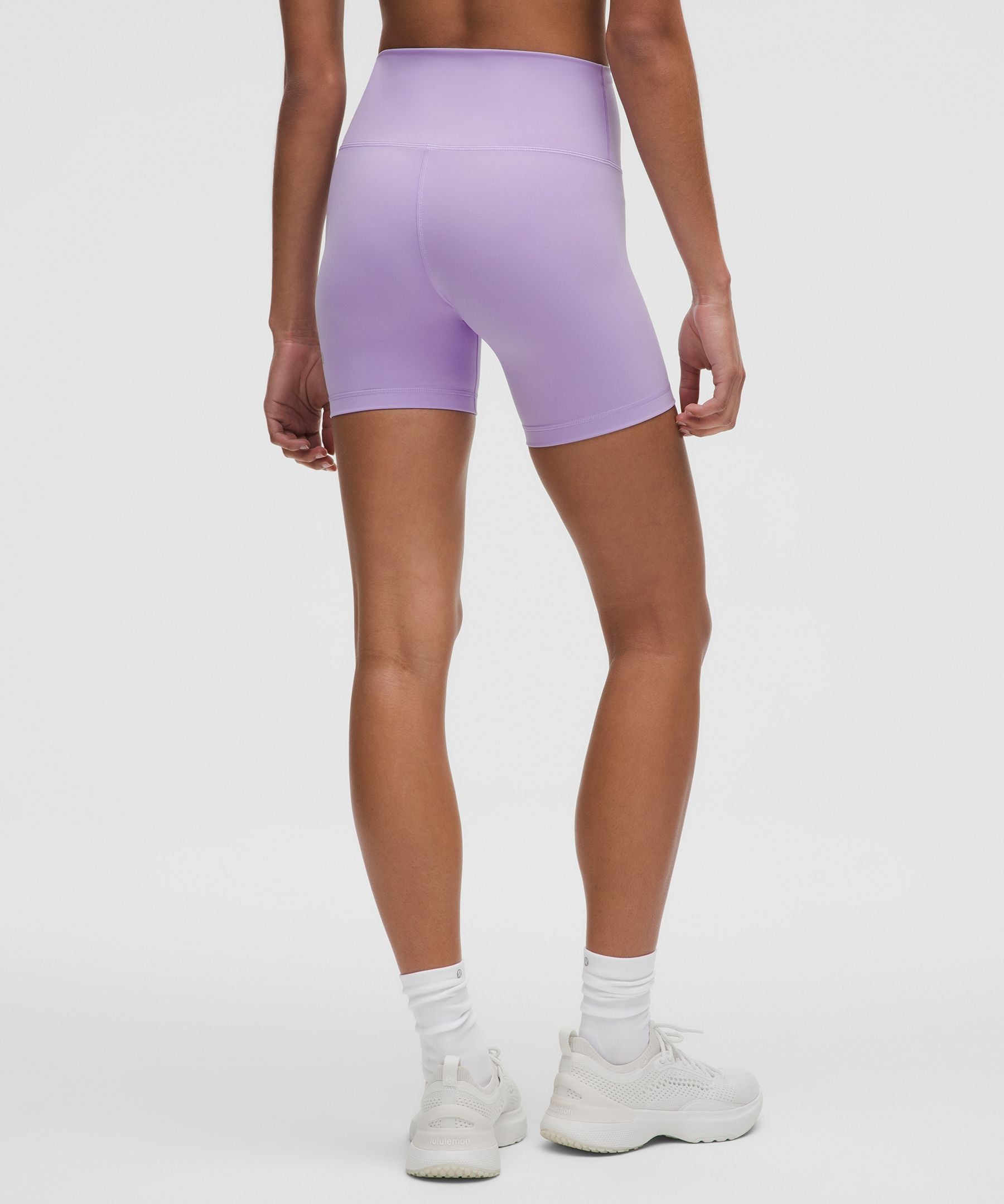 Wunder Train High-Rise Short 6"