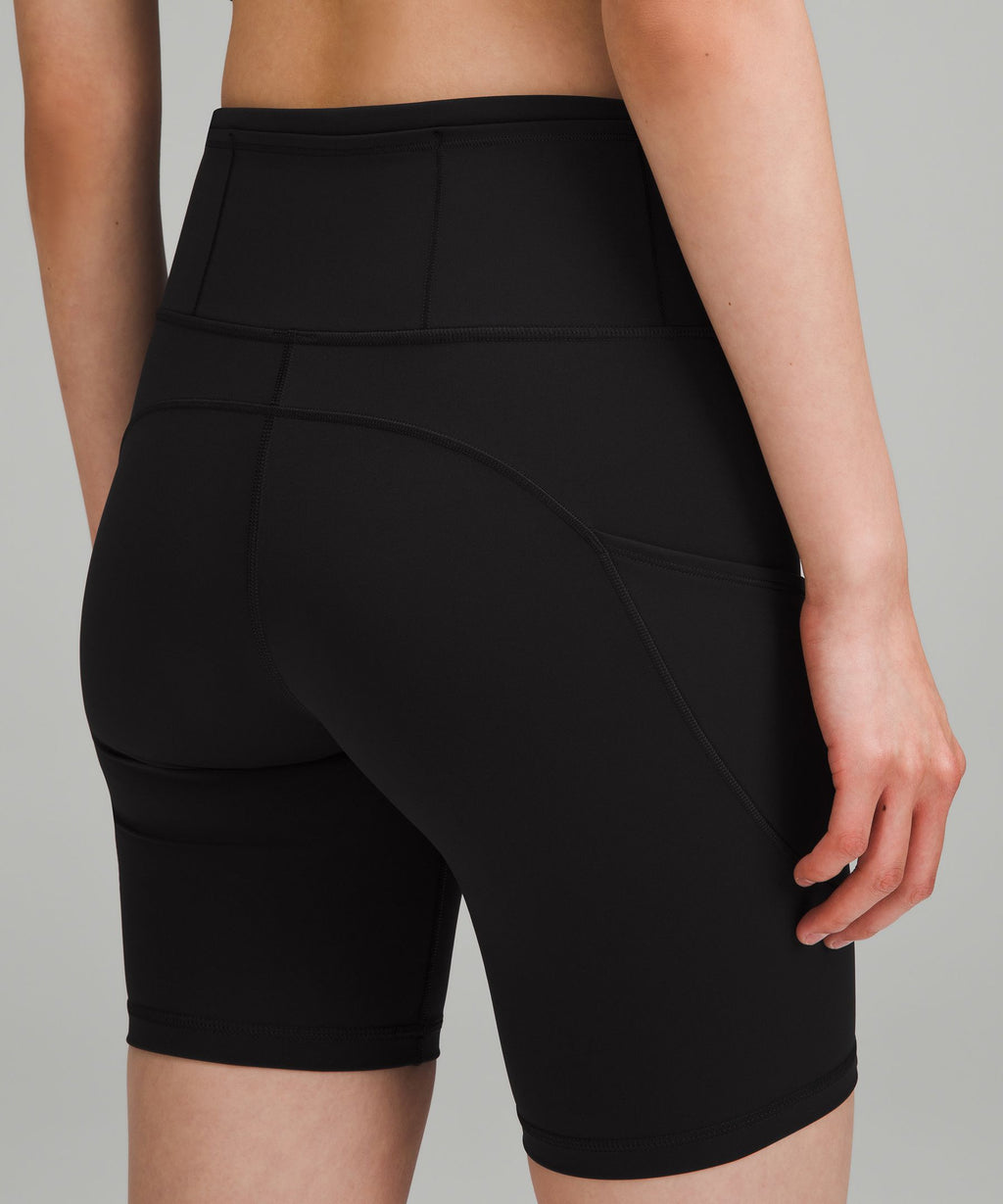 Fast and Free High-Rise Short 8" *7 Pocket