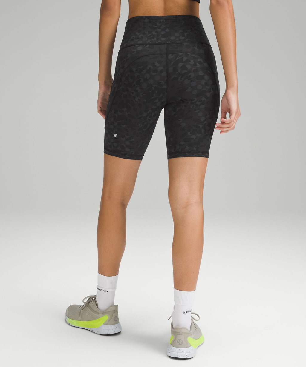 Fast and Free High-Rise Short 8" *7 Pocket