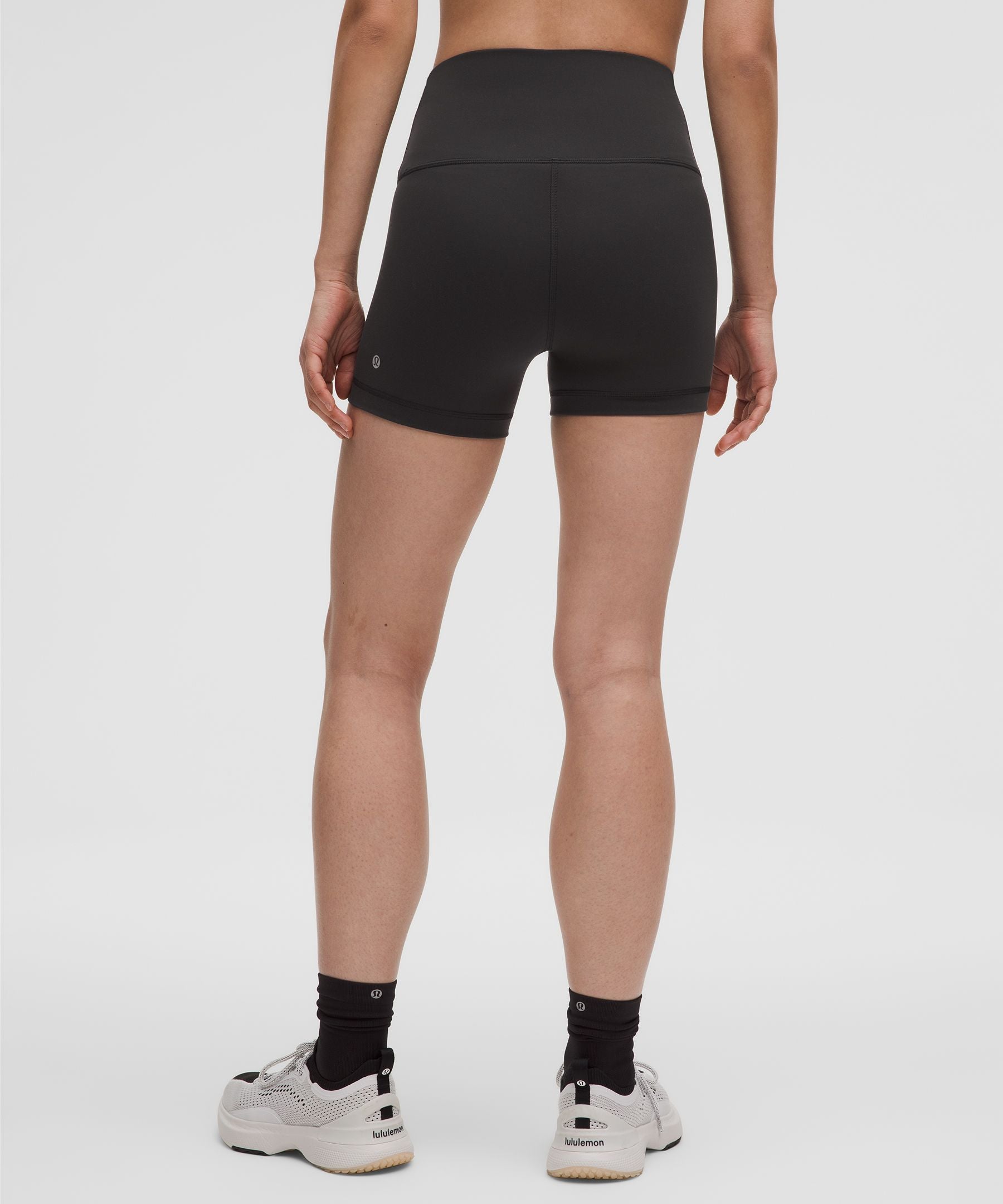 Wunder Train High-Rise Short 4"