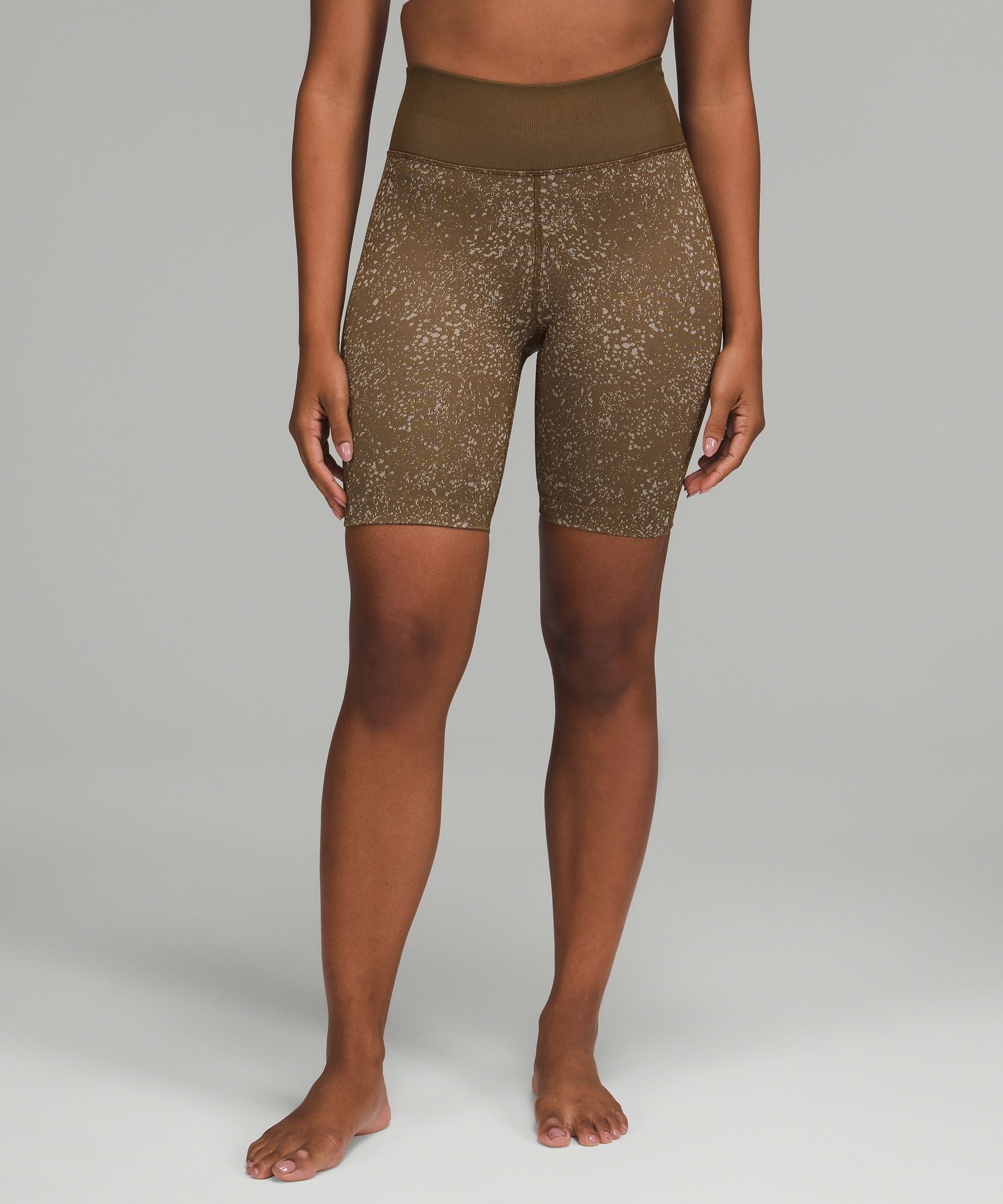 Ebb to Street High-Rise Short 8"