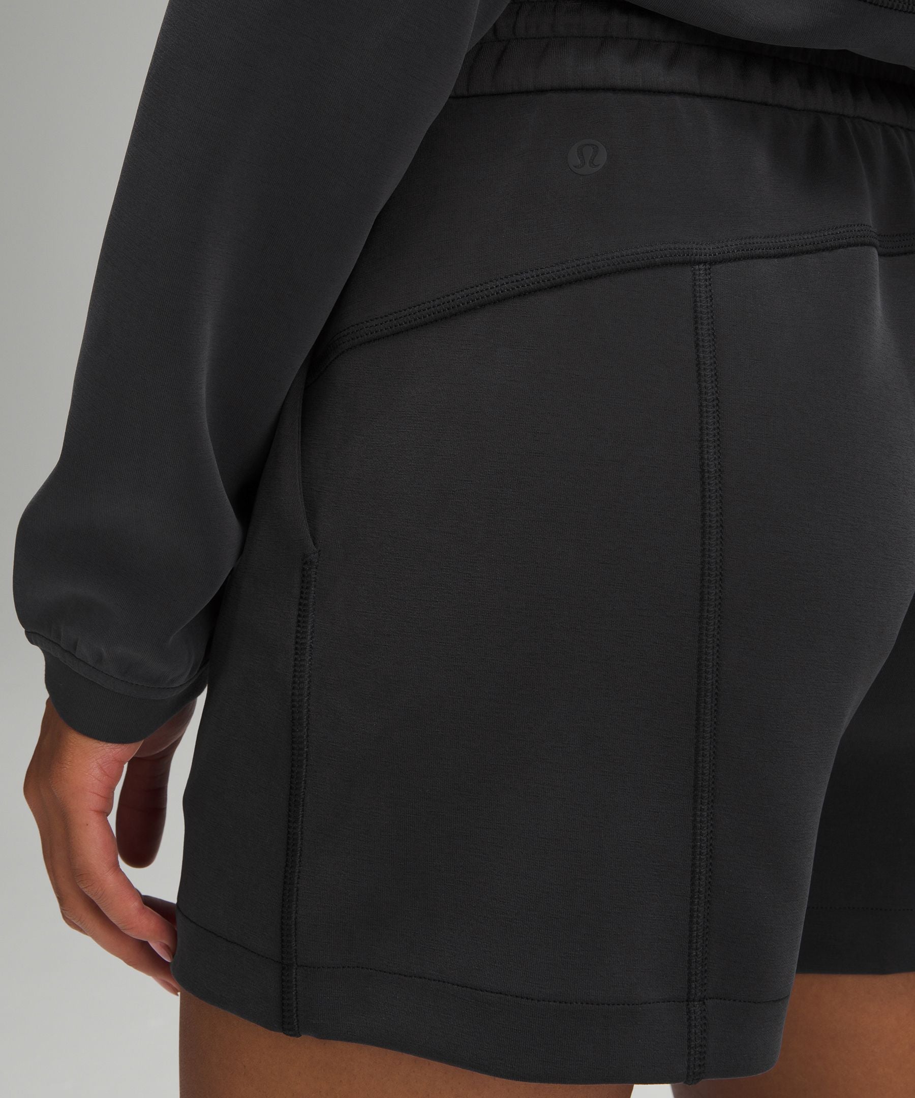 Softstreme High-Rise Short 4"