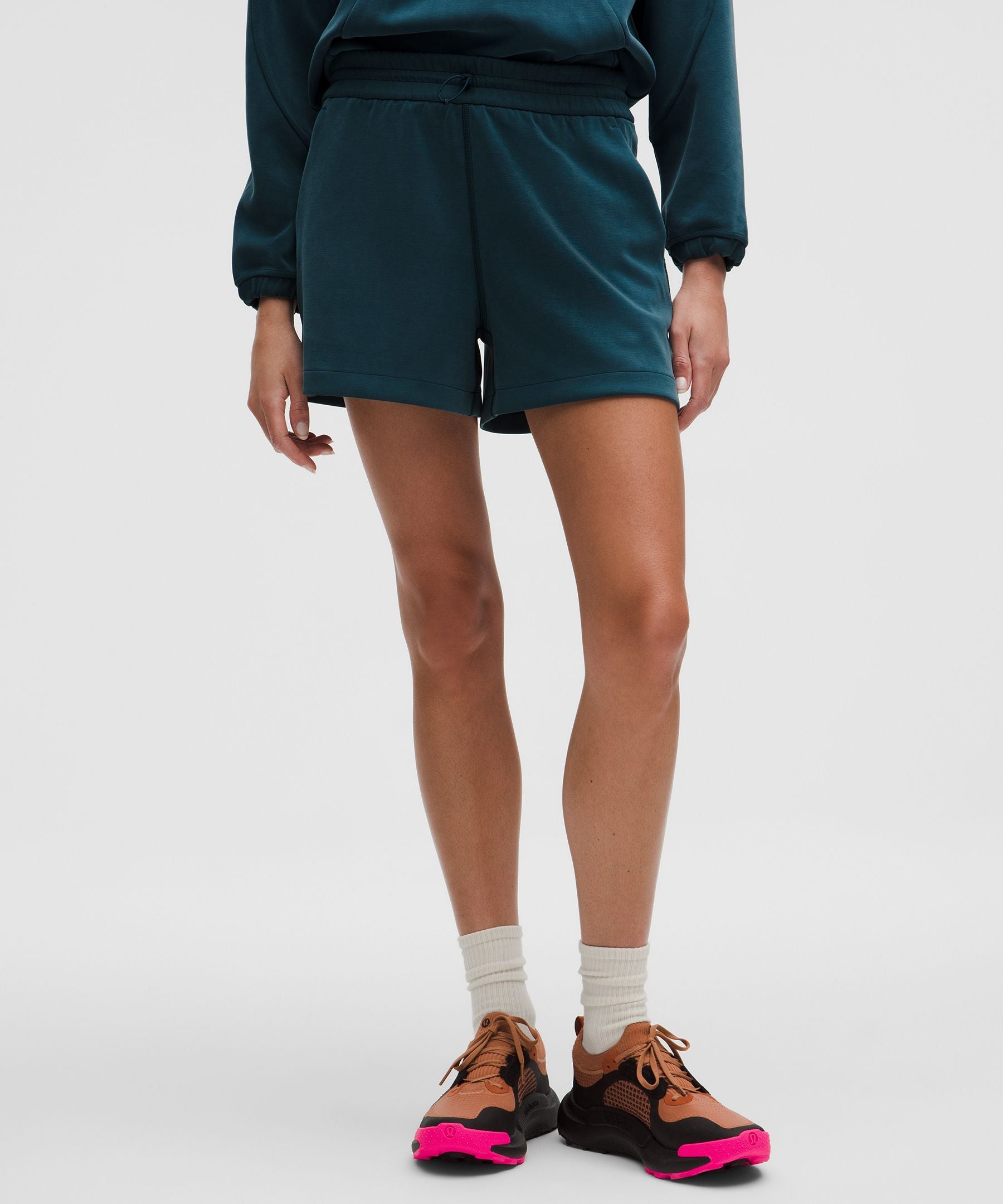 Softstreme High-Rise Short 4"