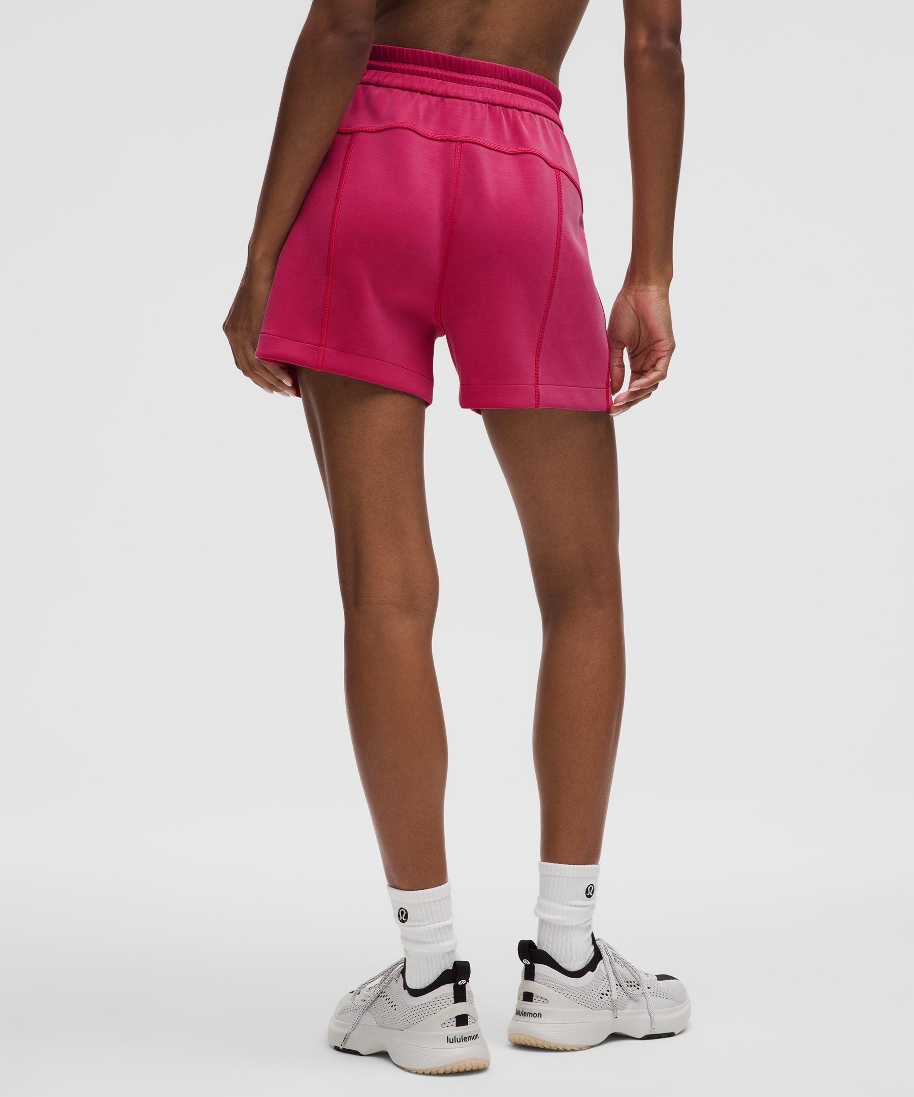 Softstreme High-Rise Short 4"