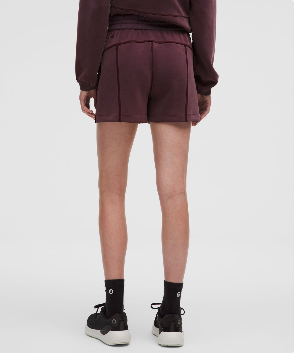 Softstreme High-Rise Short 4"