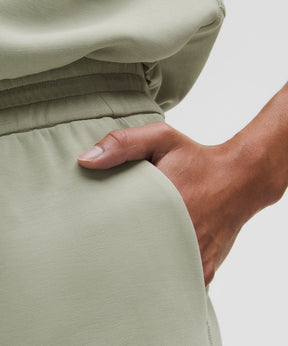 Softstreme High-Rise Short 4"