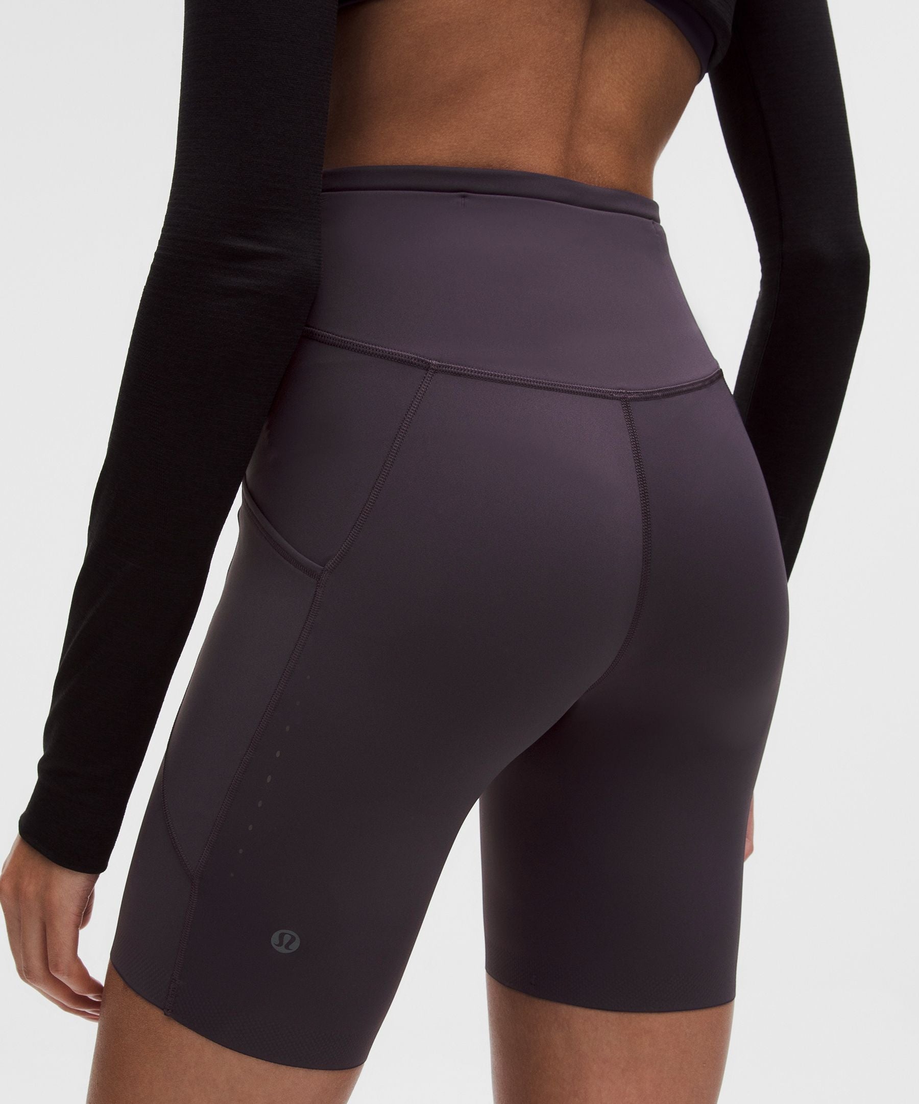 Fast and Free High-Rise Short 8" *5 Pocket