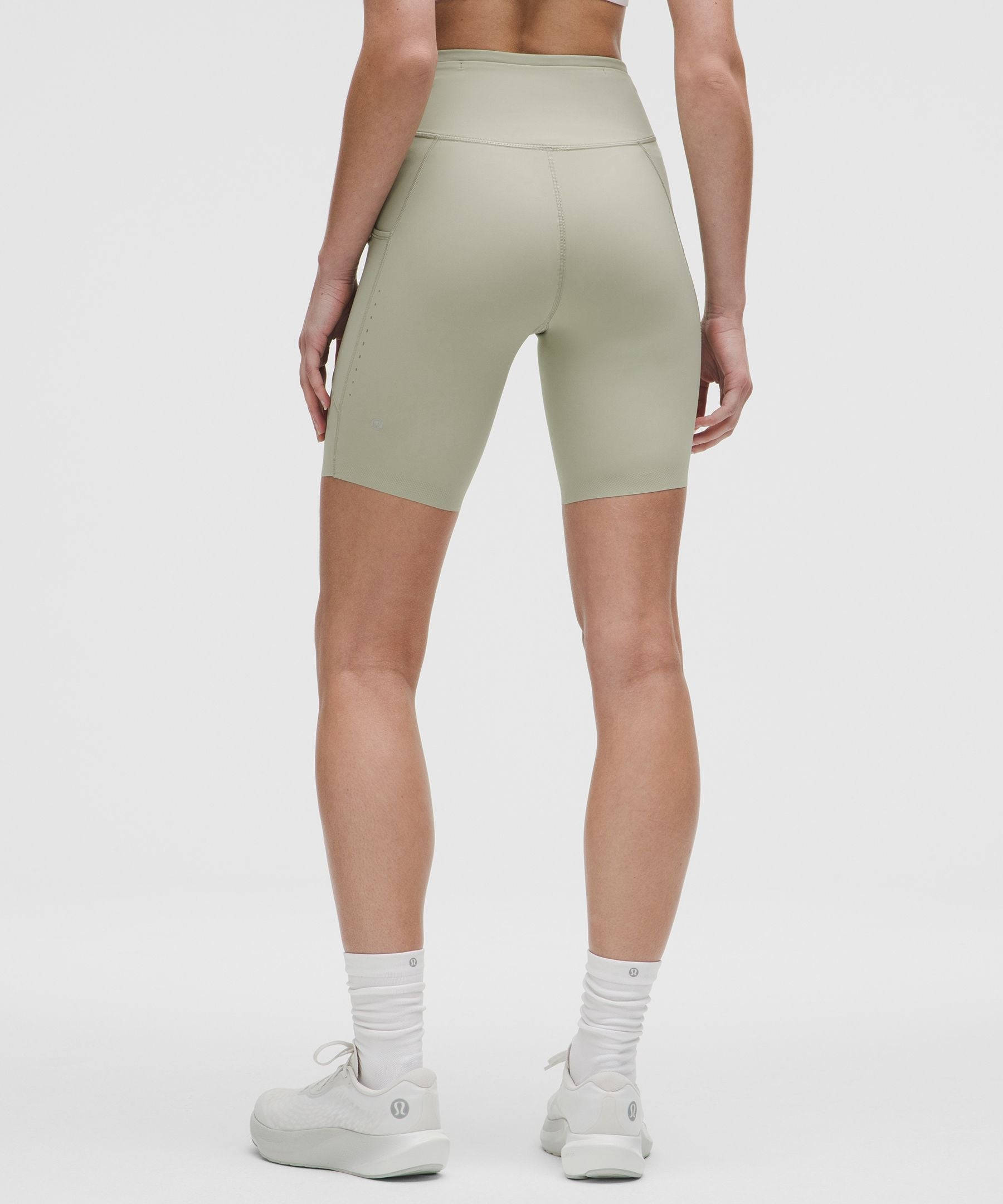 Fast and Free High-Rise Short 8" *5 Pocket