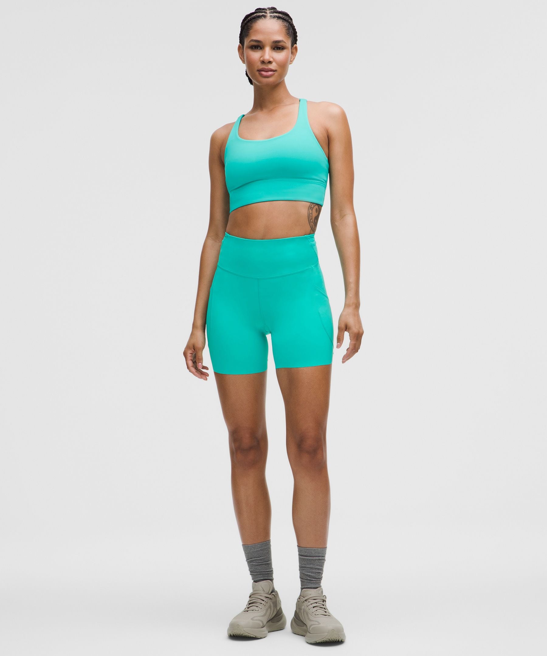 Fast and Free High-Rise Short 6" *5 Pocket