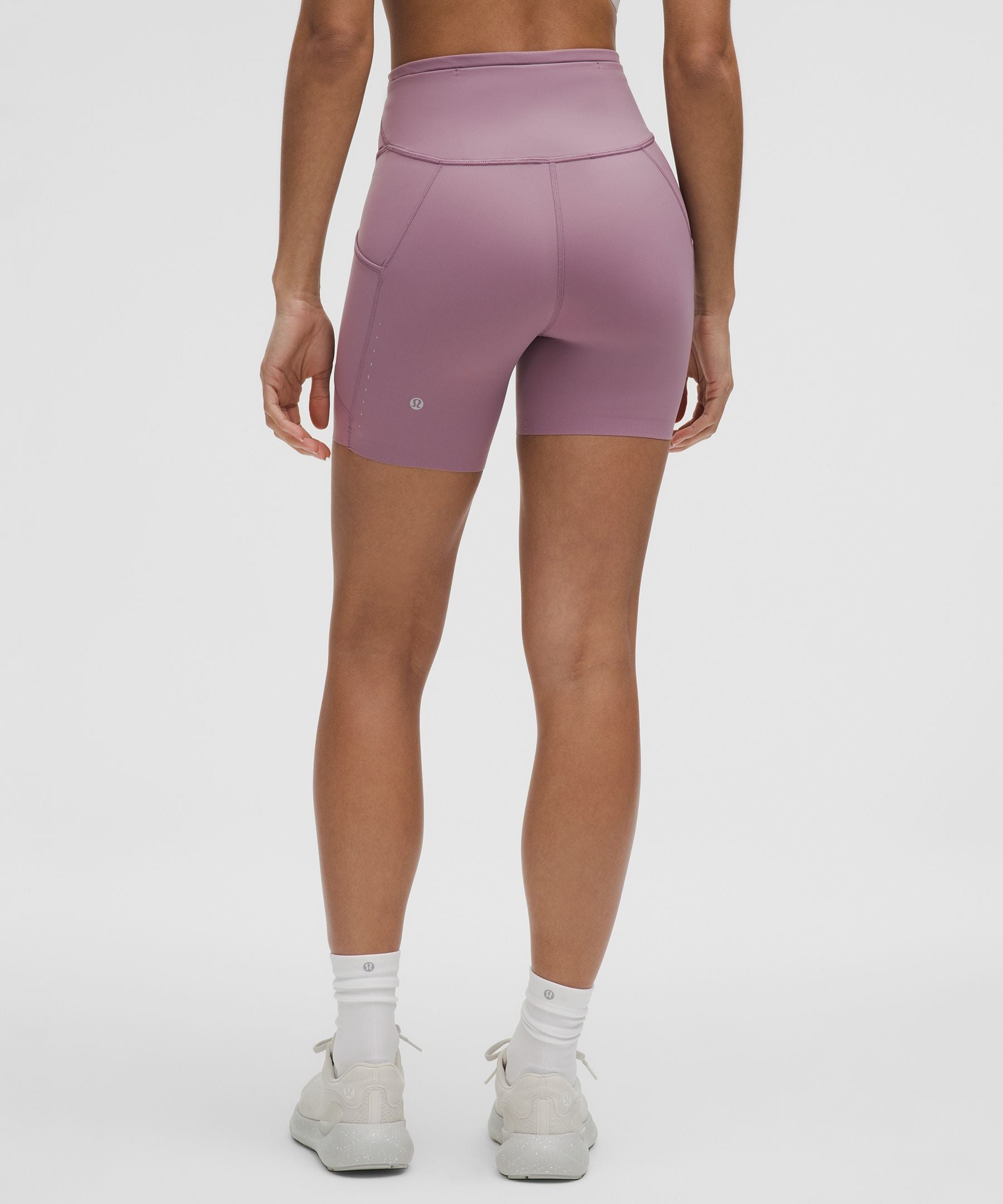 Fast and Free High-Rise Short 6" *5 Pocket