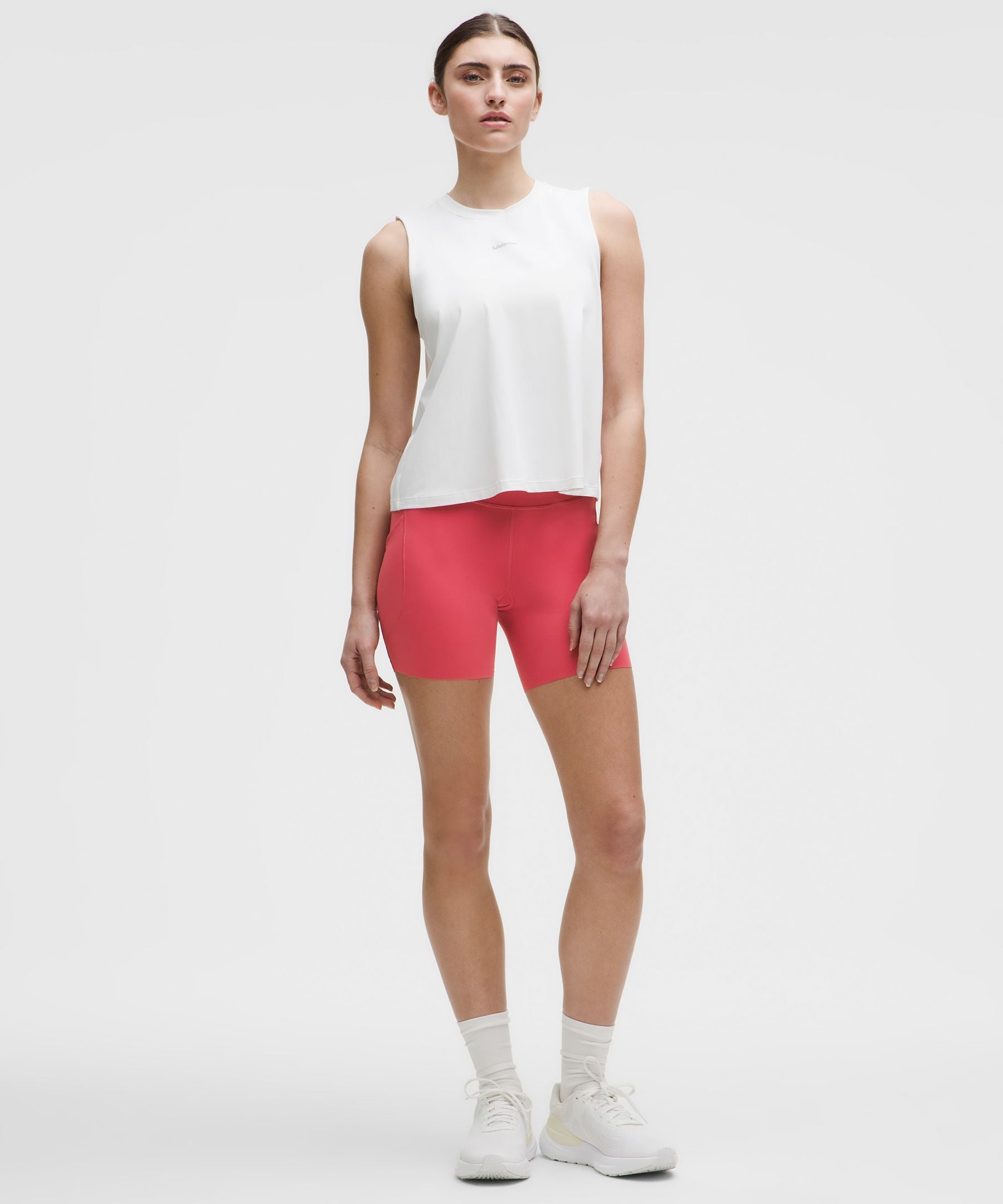 Fast and Free High-Rise Short 6" *5 Pocket