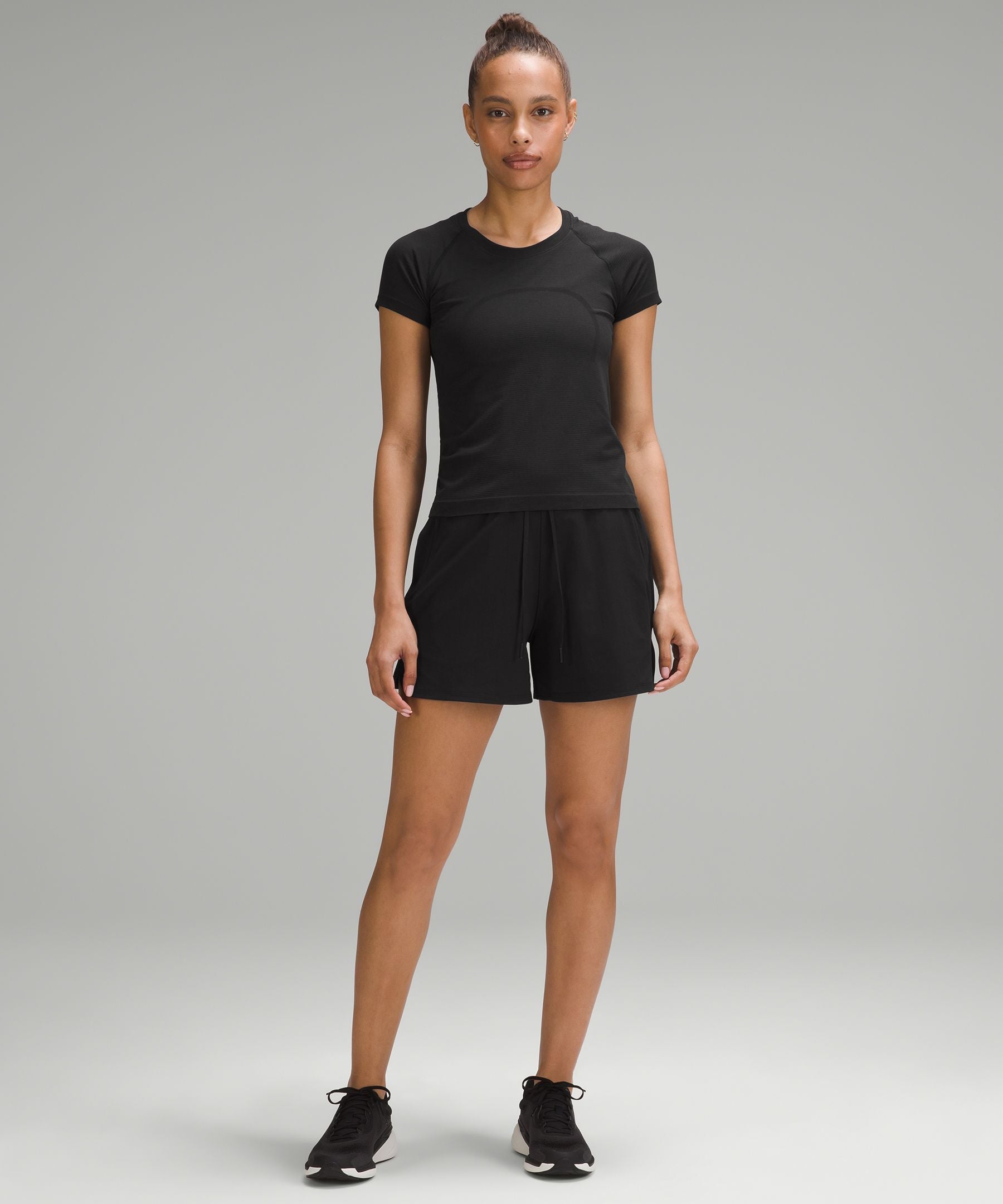 License to Train High-Rise Short 4"