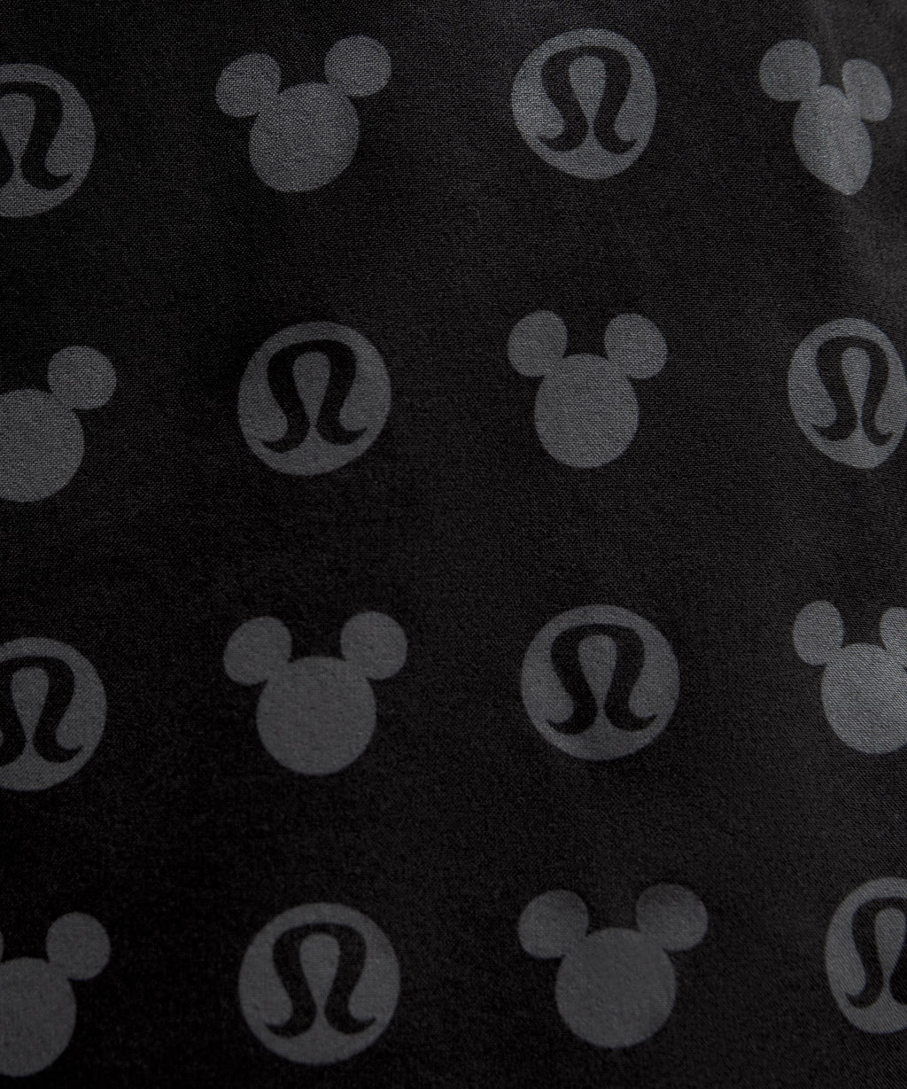 Disney x lululemon *Hotty Hot High-Rise Short 4"