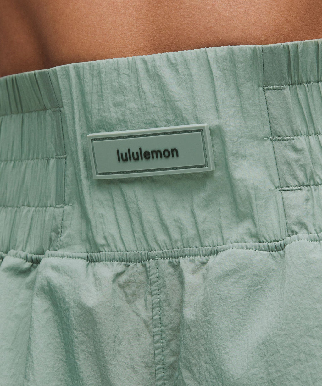 Lightweight Super-High-Rise Training Short 4"