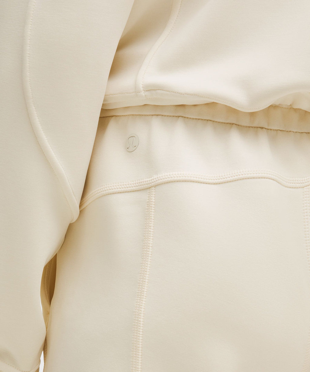 Softstreme High-Rise Short 4"