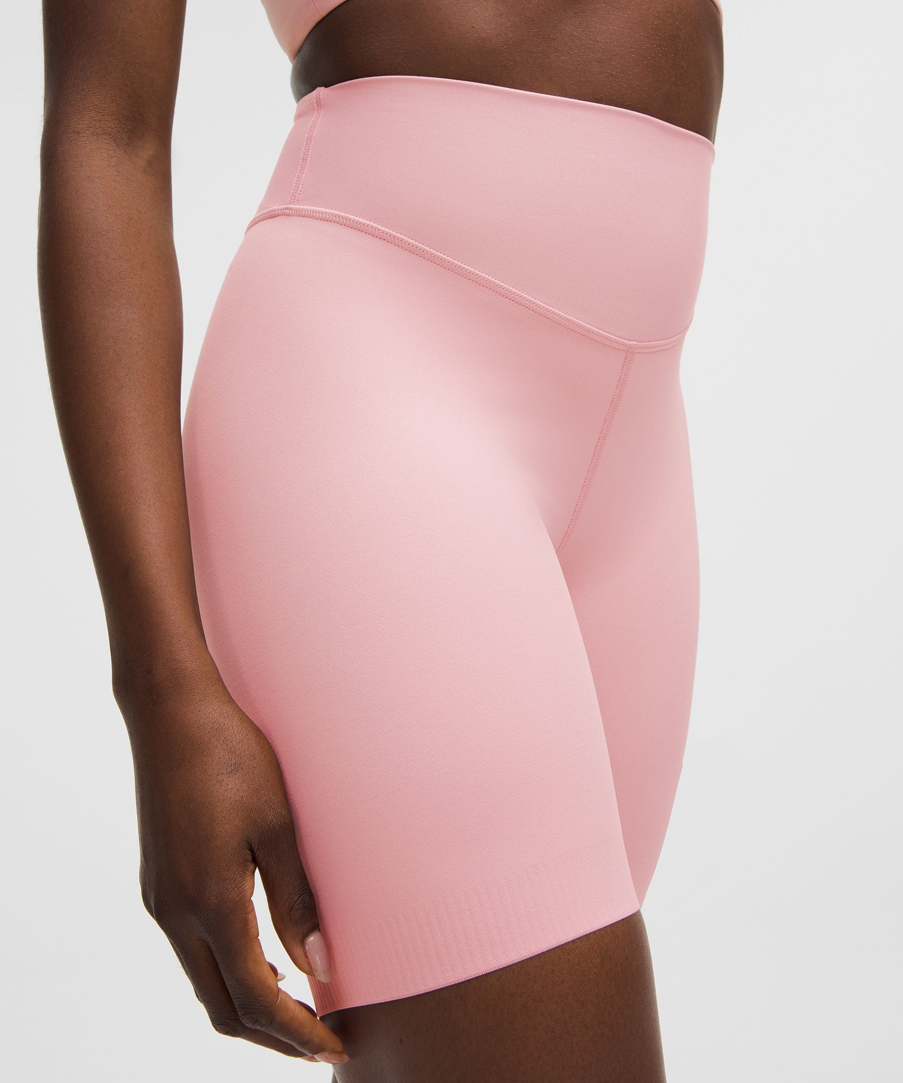 Wunder Under SenseKnit High-Rise Short 6"