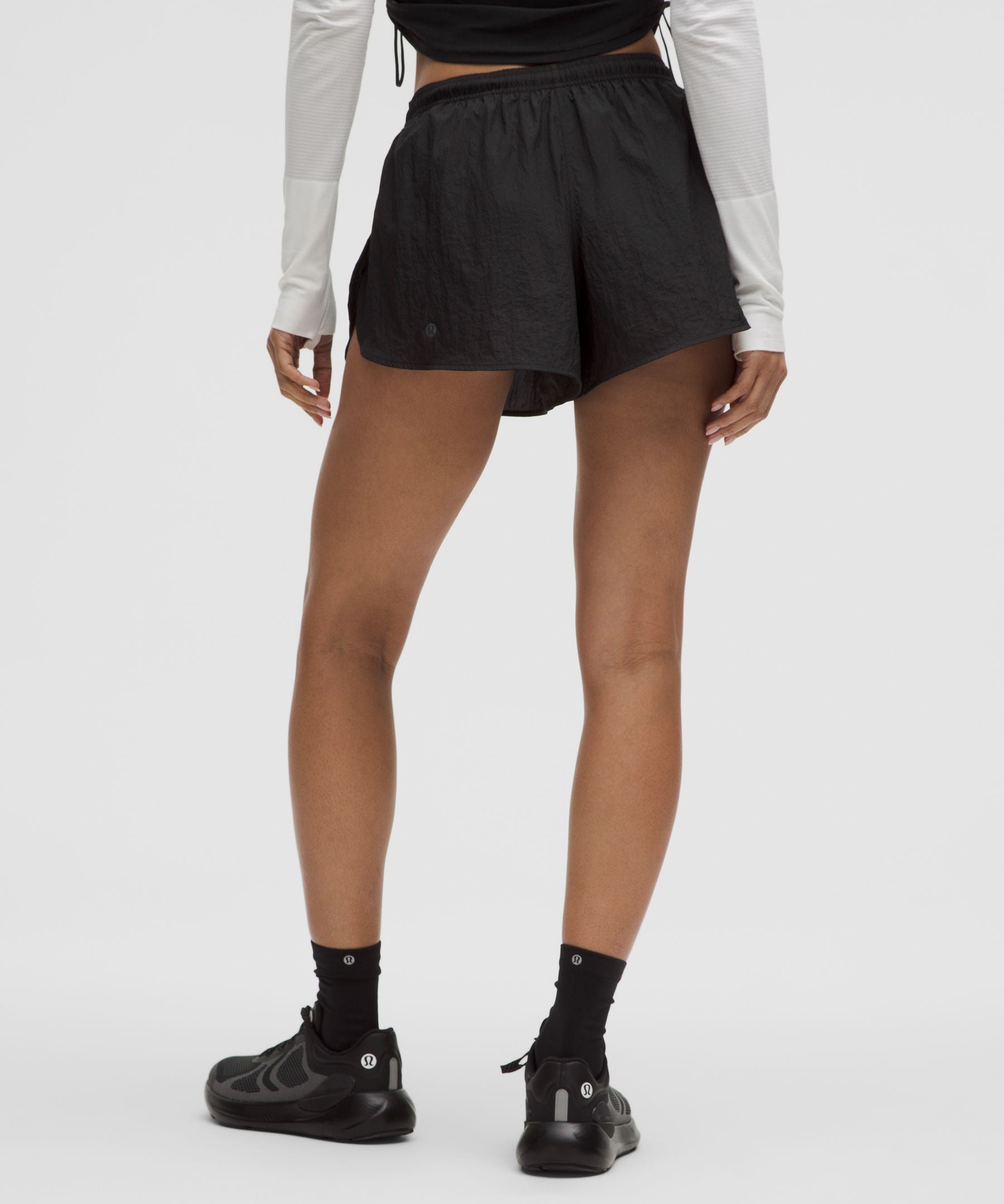 Dolphin-Hem Mid-Rise Running Short 3"