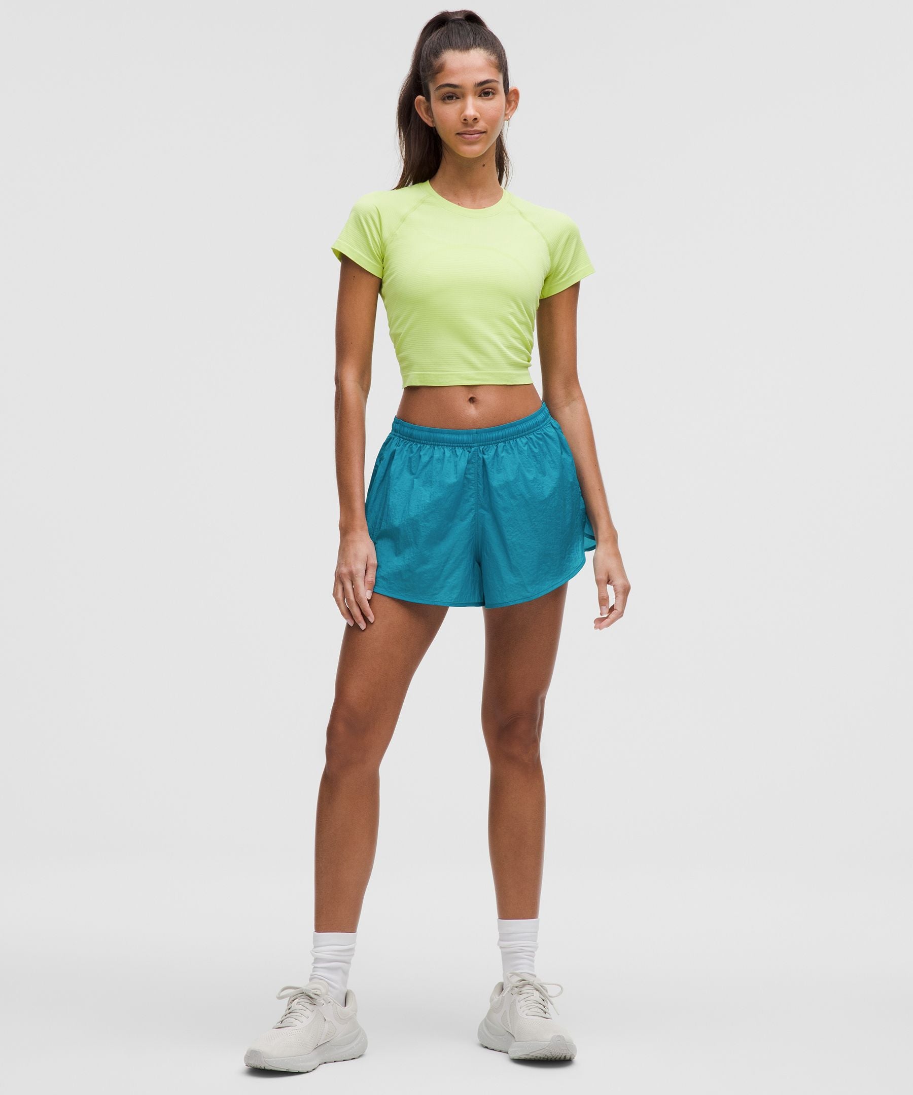 Dolphin-Hem Mid-Rise Running Short 3"