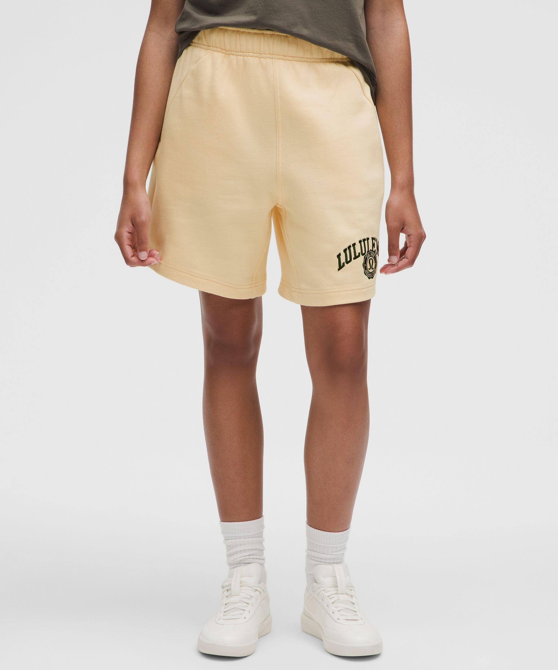 Scuba Mid-Rise Oversized Short 7" *Graphic