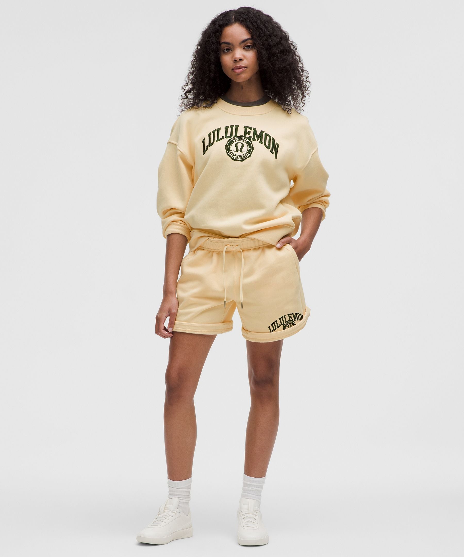 Scuba Mid-Rise Oversized Short 7" *Graphic