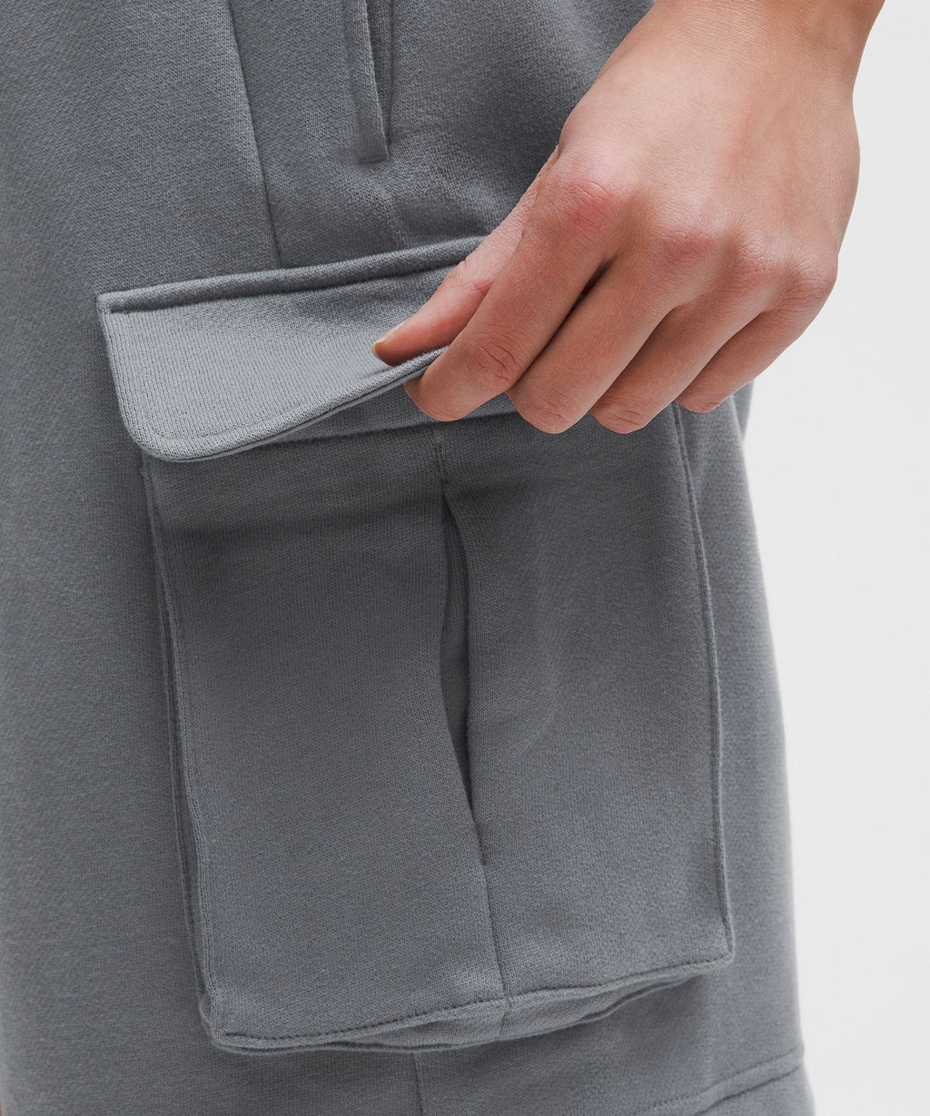 Scuba Mid-Rise Oversized Cargo Short 9"