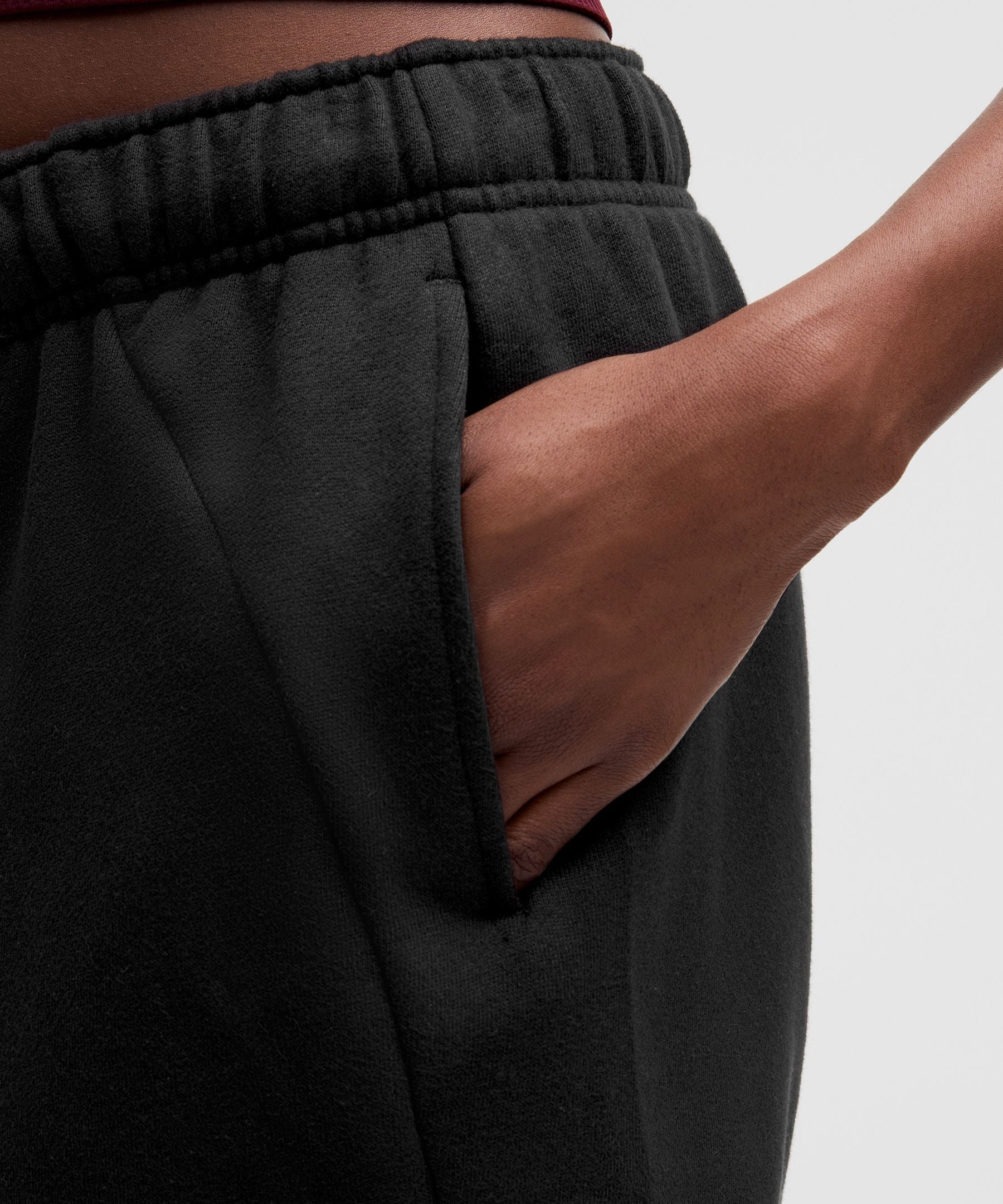 Scuba Mid-Rise Oversized Short 7"