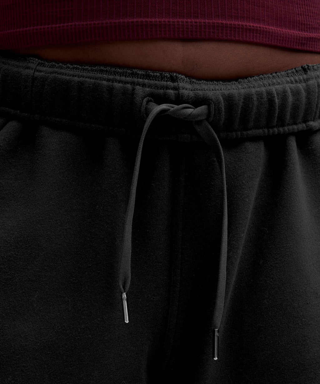 Scuba Mid-Rise Oversized Short 7"