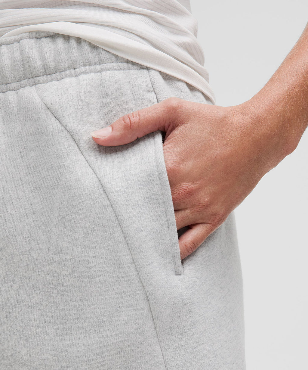 Scuba Mid-Rise Oversized Short 7"