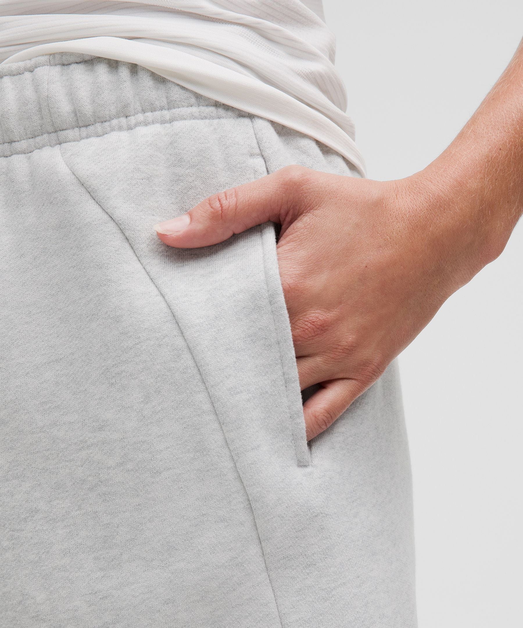 Scuba Mid-Rise Oversized Short 7"