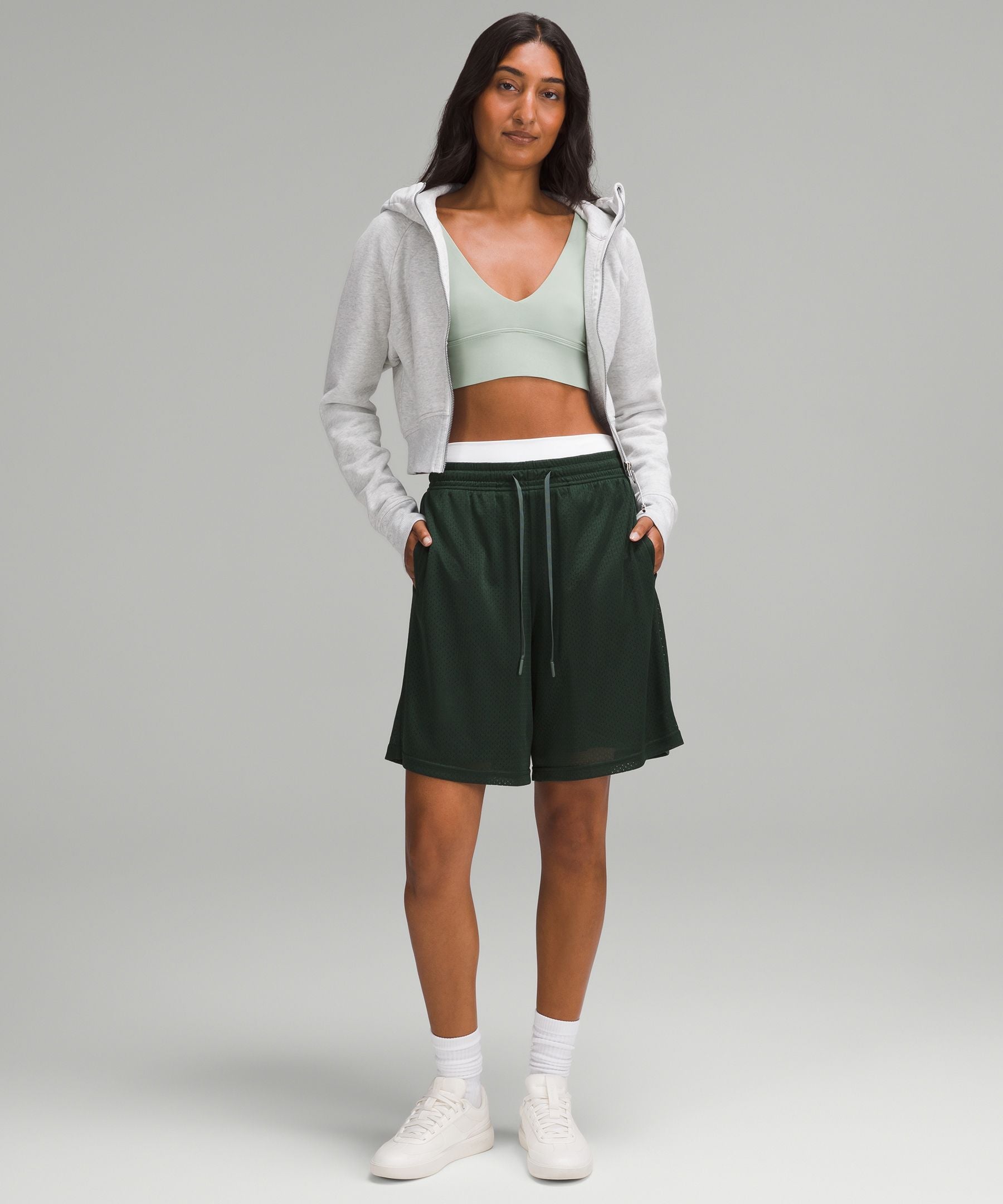 Relaxed-Fit Mesh Training Short 8"
