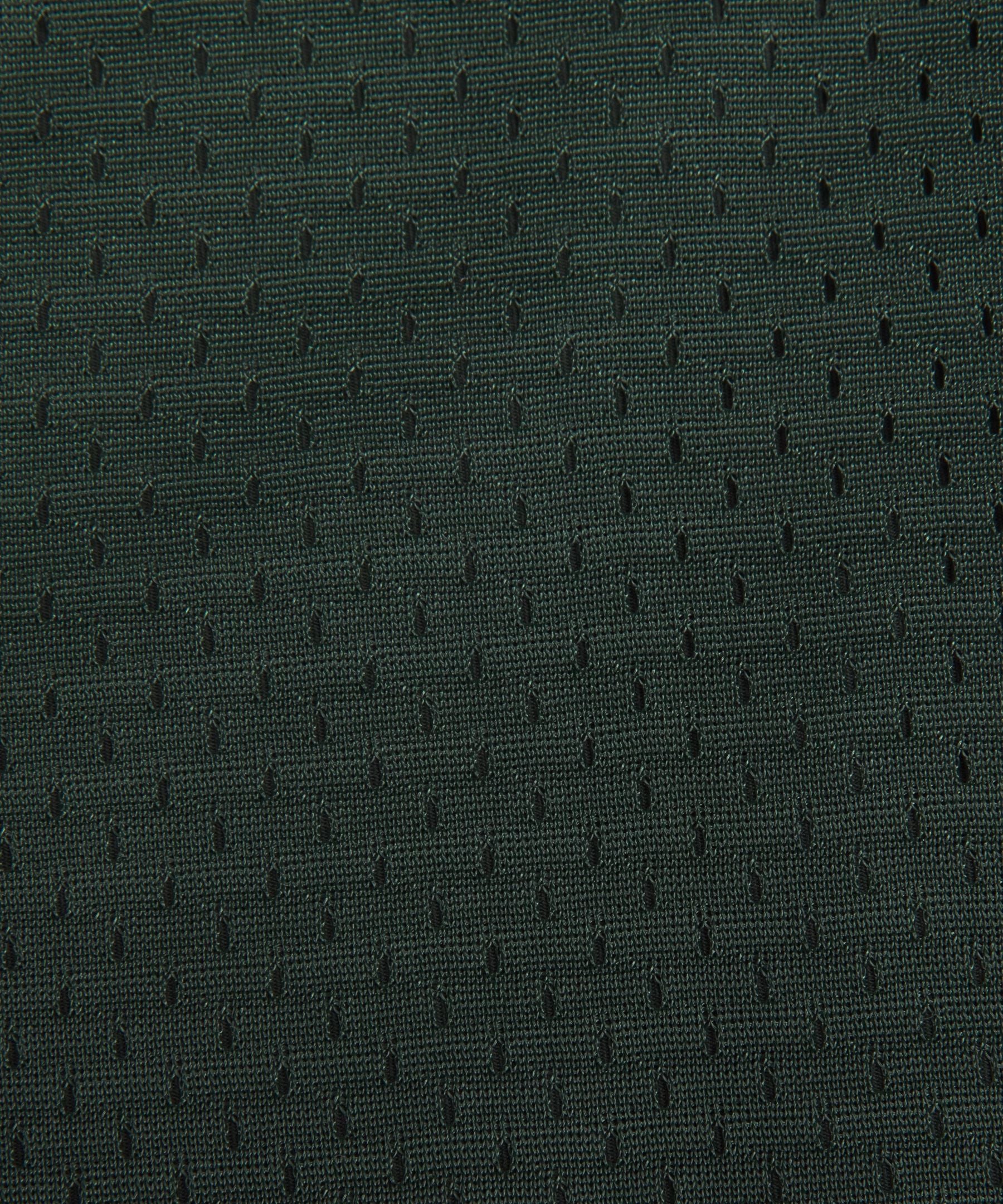 Relaxed-Fit Mesh Training Short 8"