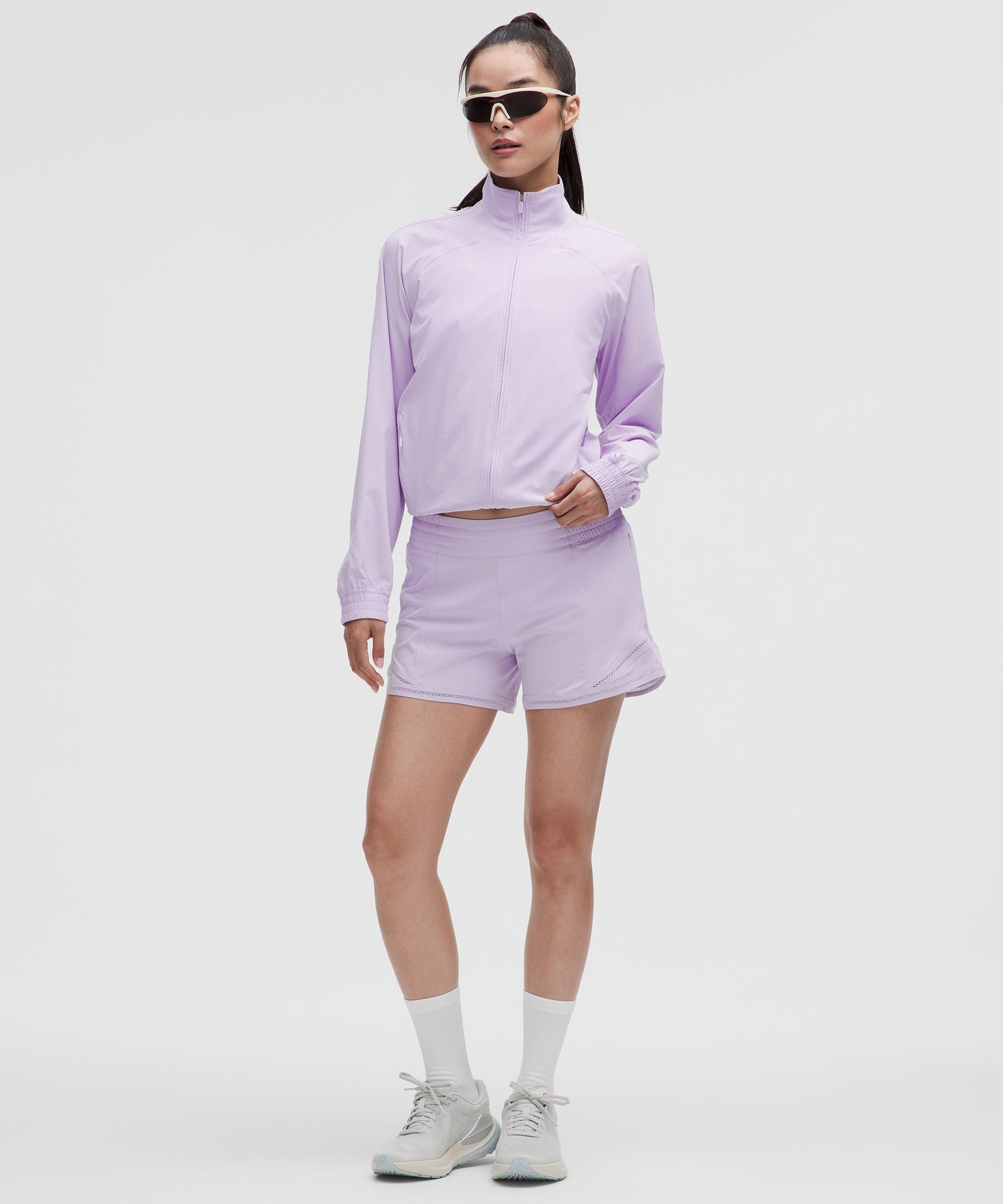 Hotty Hot High-Rise Lined Short 4" *Lace Trim