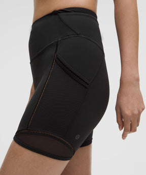 Fast and Free High-Rise Lace Trim Short 6" *5 Pocket