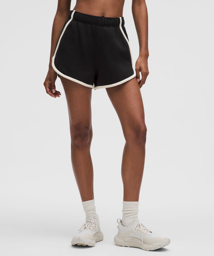 Scuba Mid-Rise Oversized Short 3" *Trim