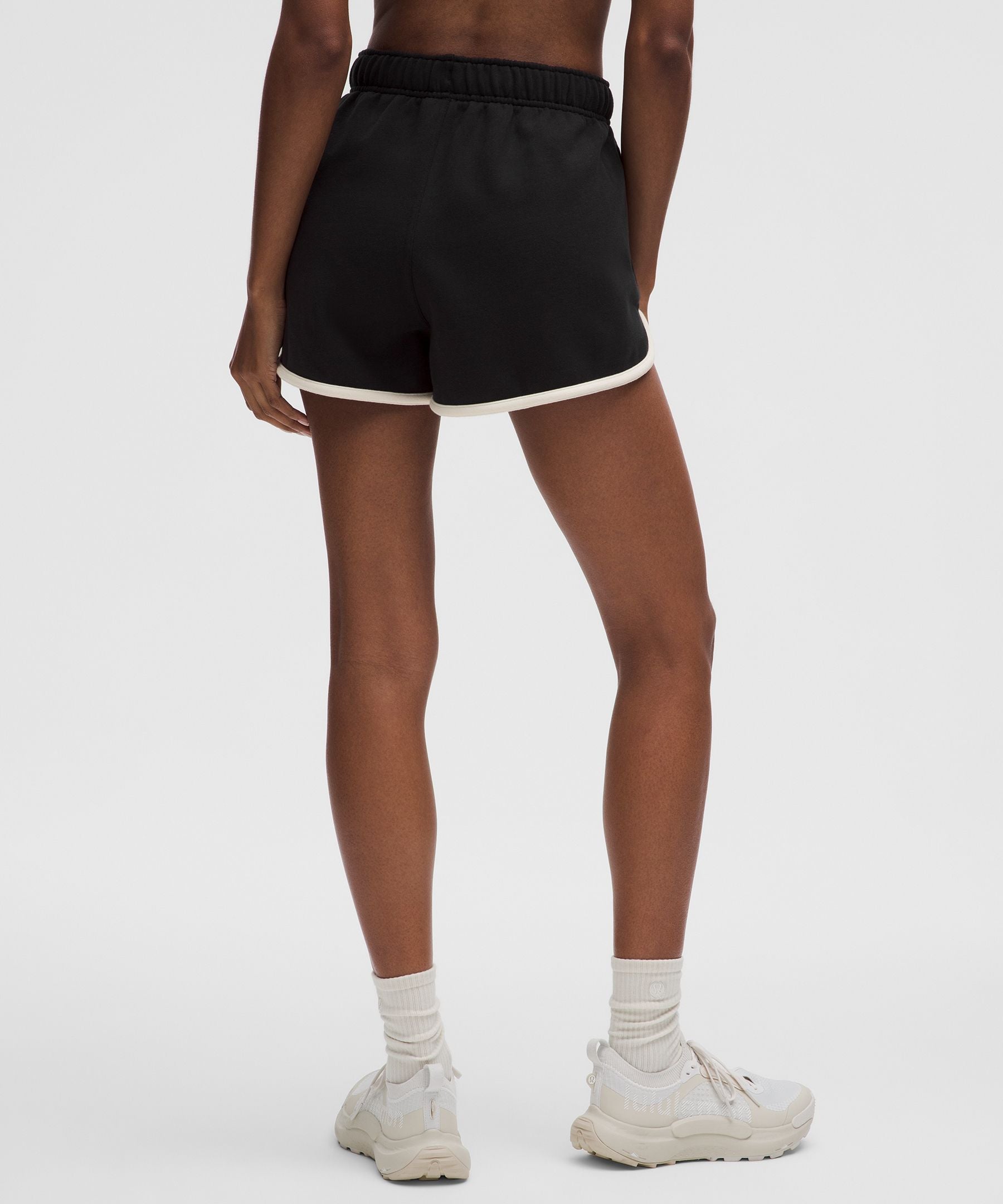 Scuba Mid-Rise Oversized Short 3" *Trim